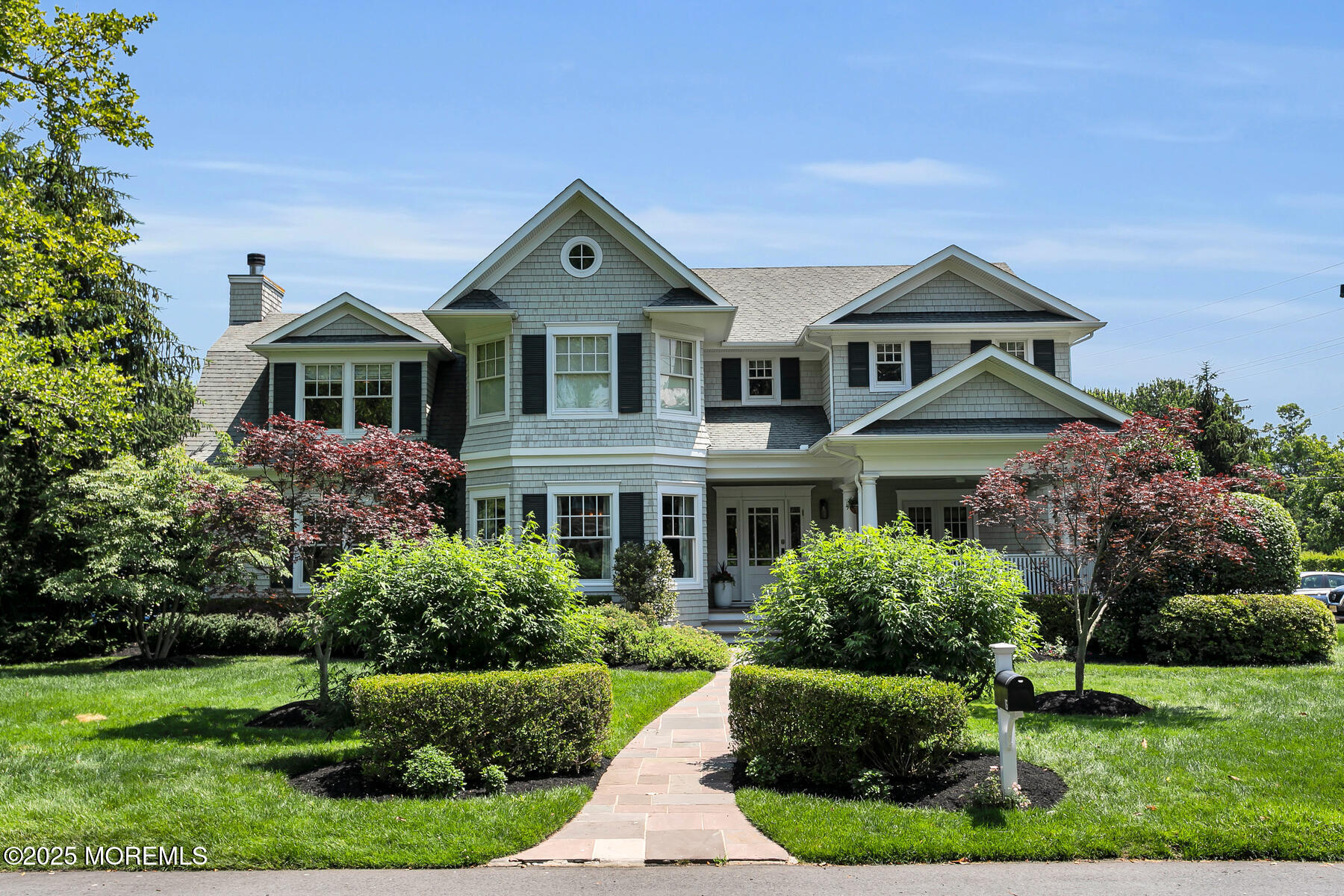 15 Woodmere Avenue