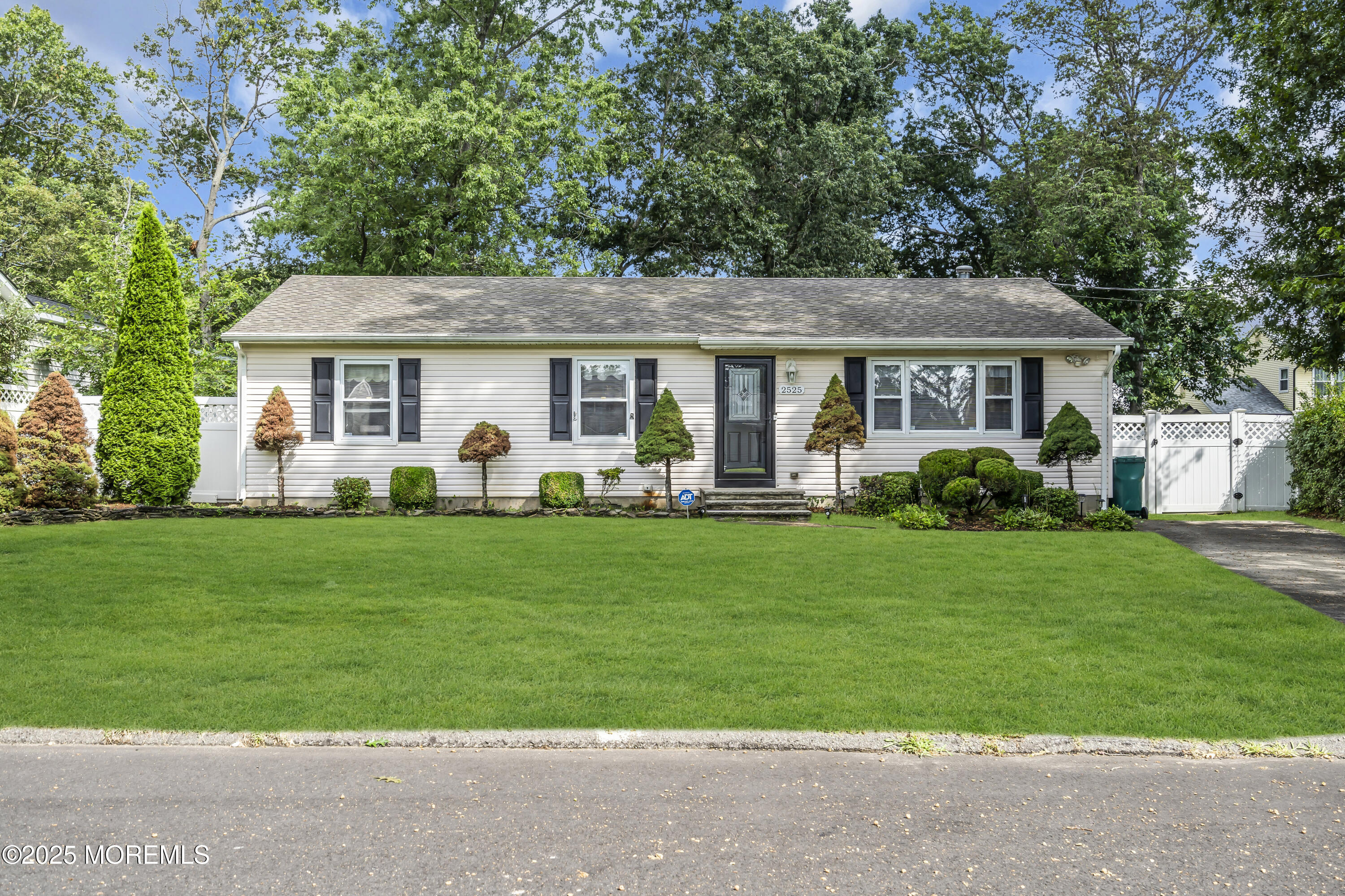 2525 Holly Hill Road