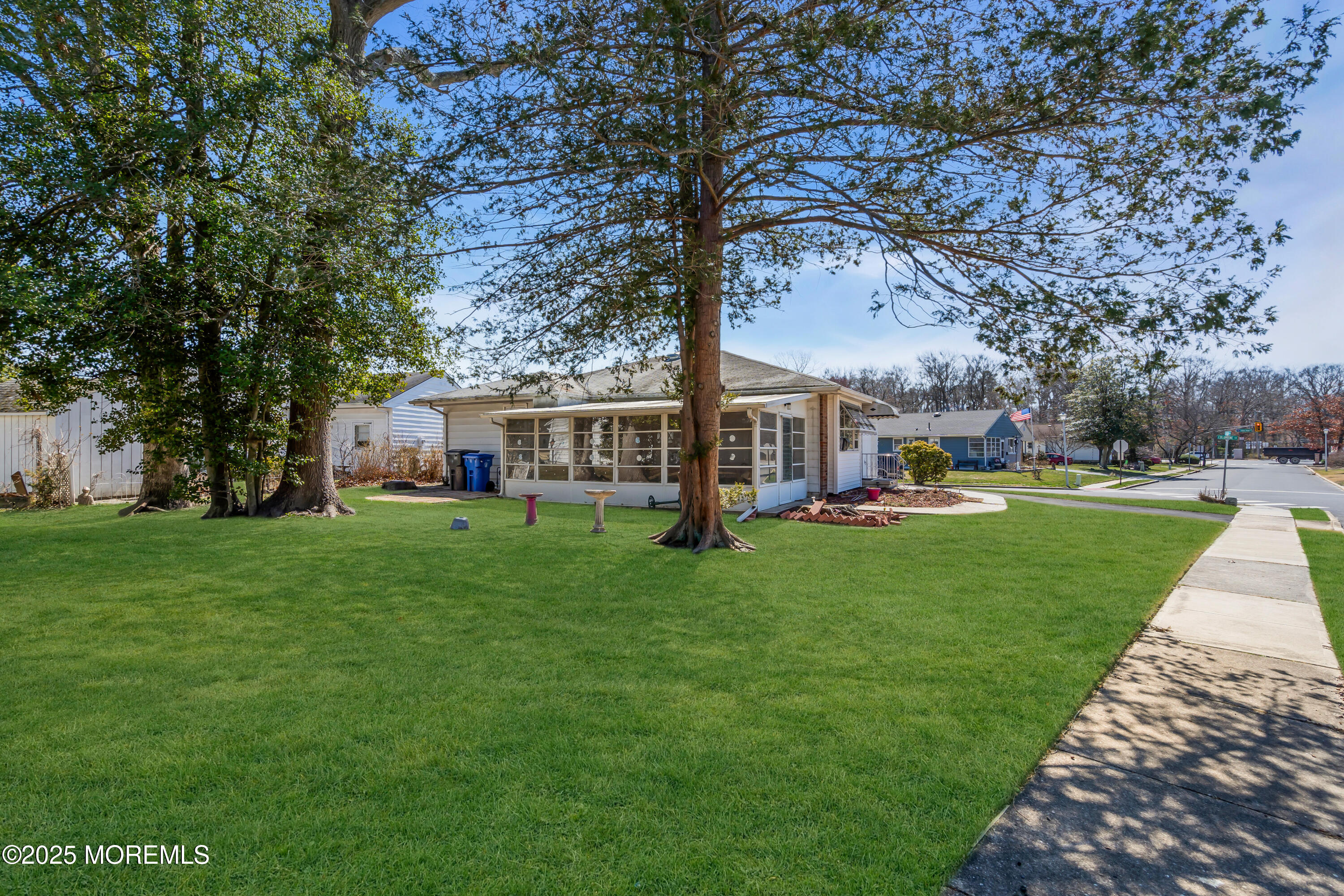 25 Gardenia Way, Toms River, New Jersey image 18