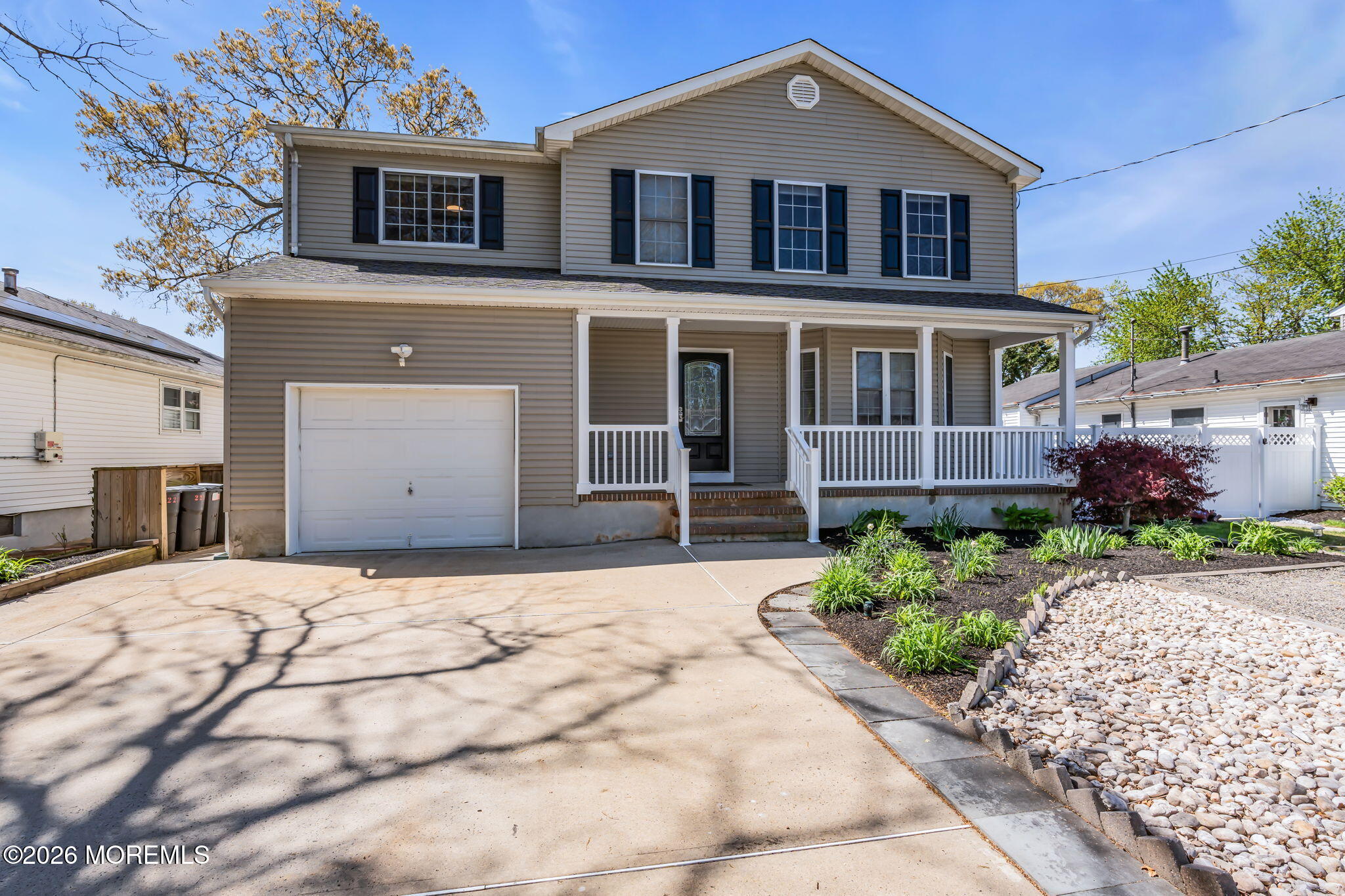 2216 Rogers Road