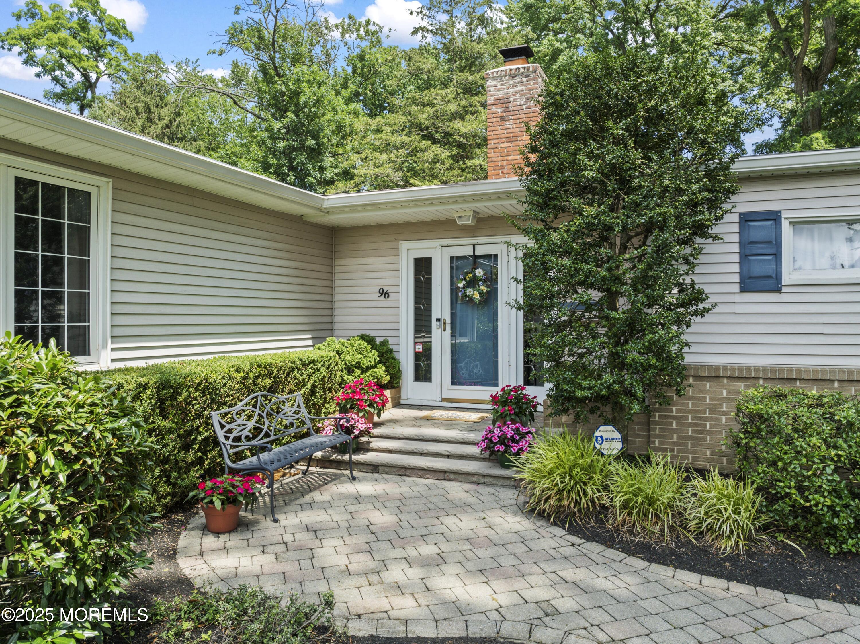 96 Leedsville Drive
