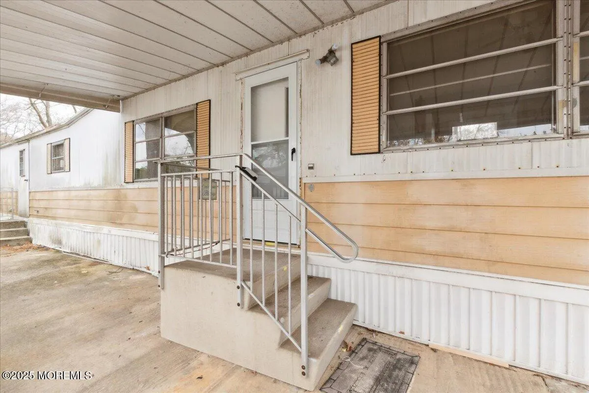 Toms River, New Jersey 08757, United States, 2 Bedrooms Bedrooms, ,1 BathroomBathrooms,Residential,Active,110847