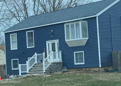 Photo of 913 Revere Court, Toms River, NJ 08753 (MLS # 22616235)