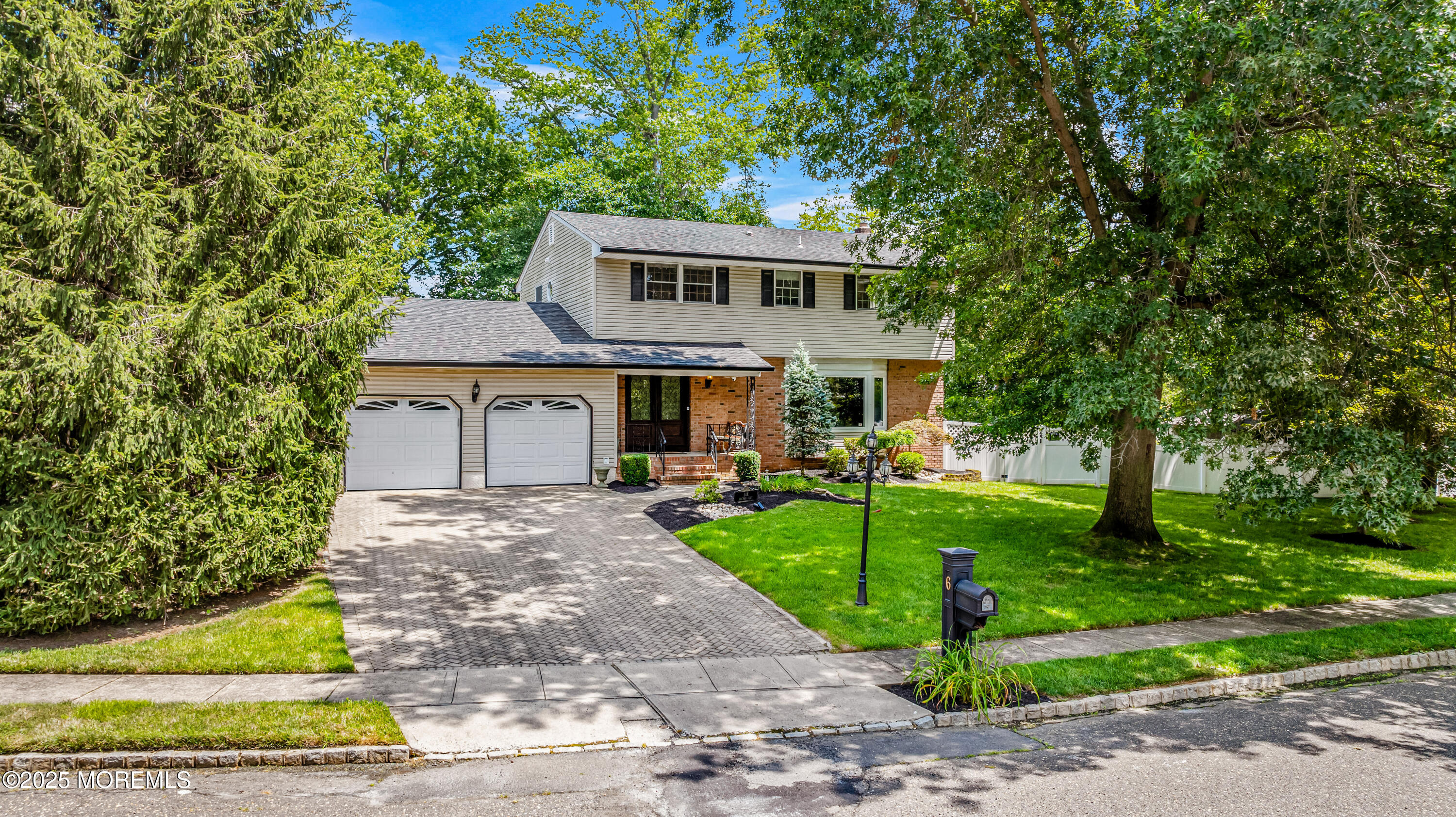 6 Juniper Court