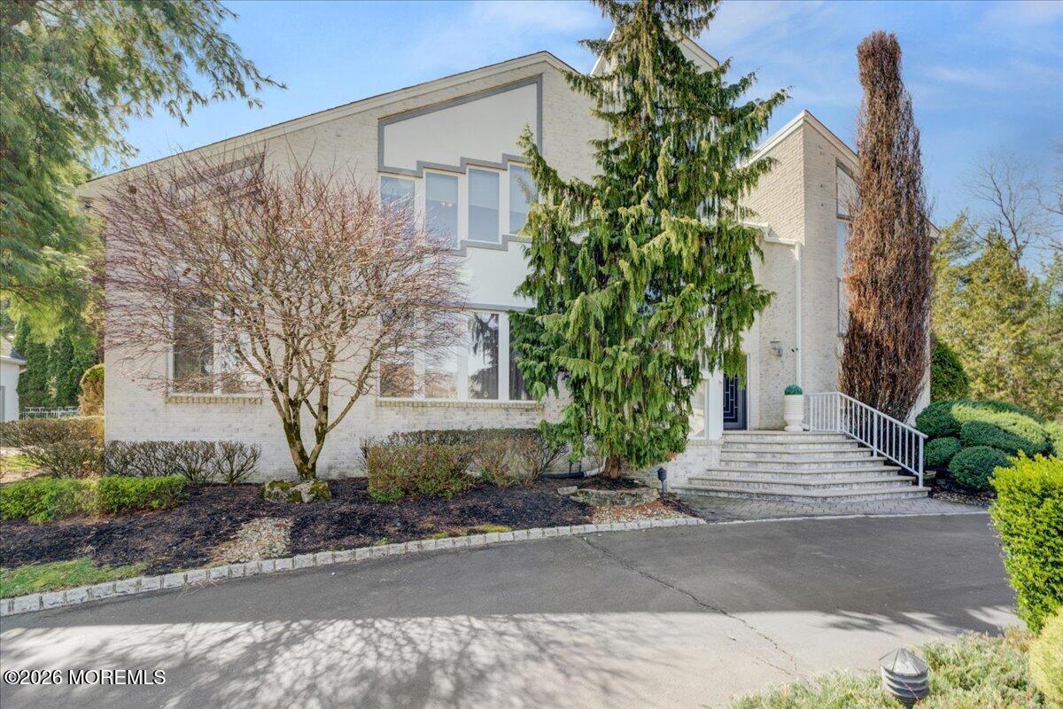5 Cherry Point Court