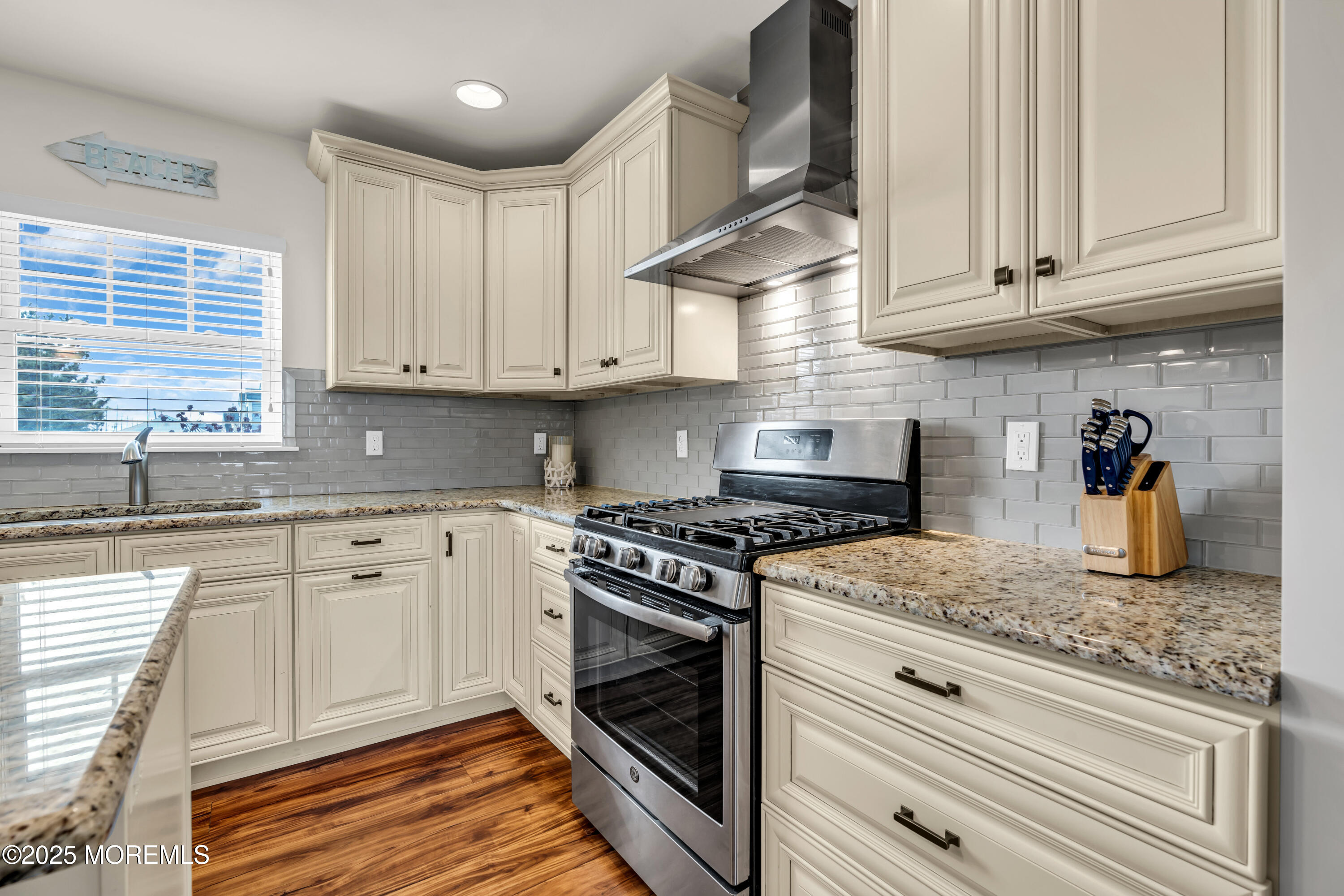 7 Marion Street #4, Mantoloking, New Jersey image 5