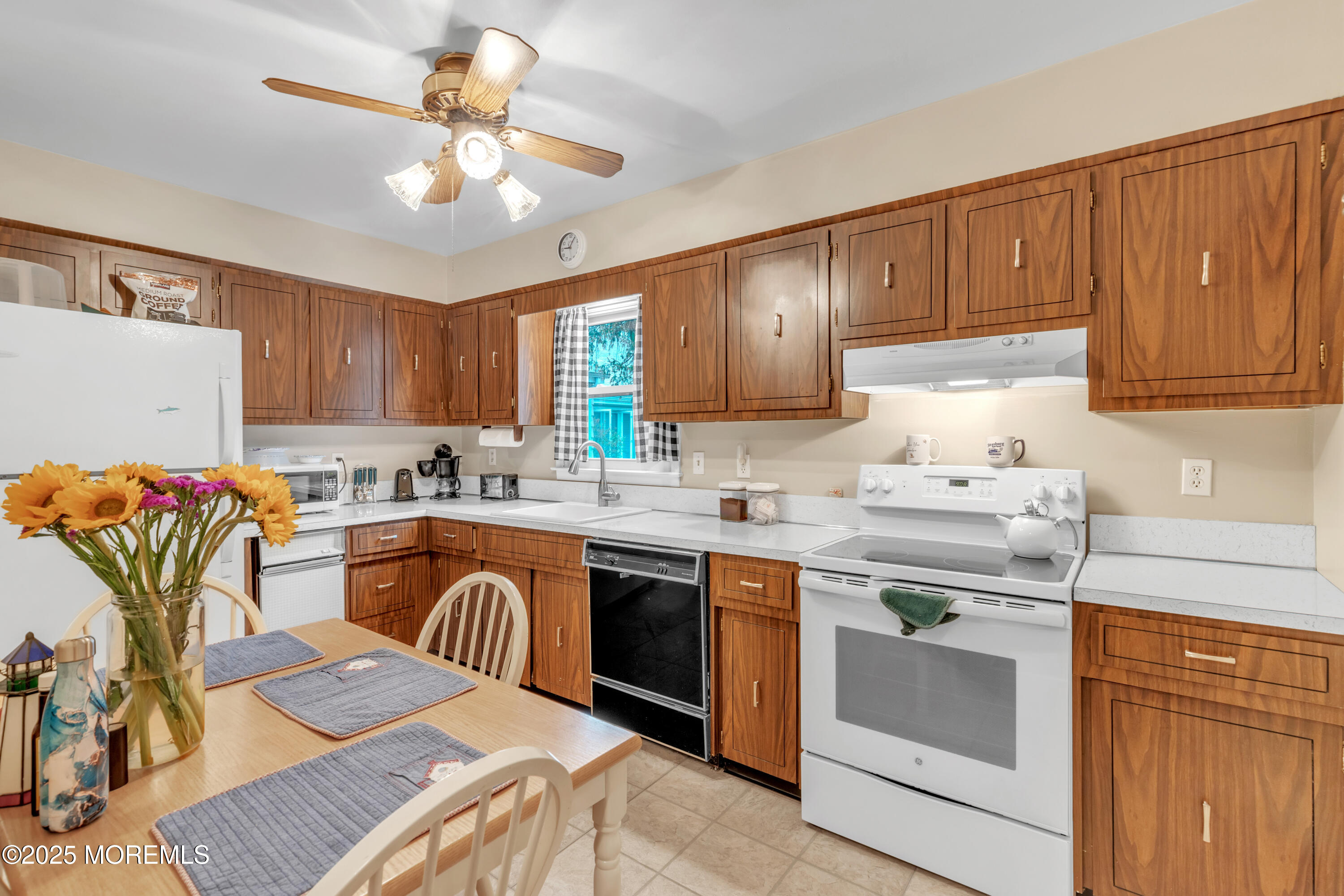 46 Dover Walk #446, Toms River, New Jersey image 8