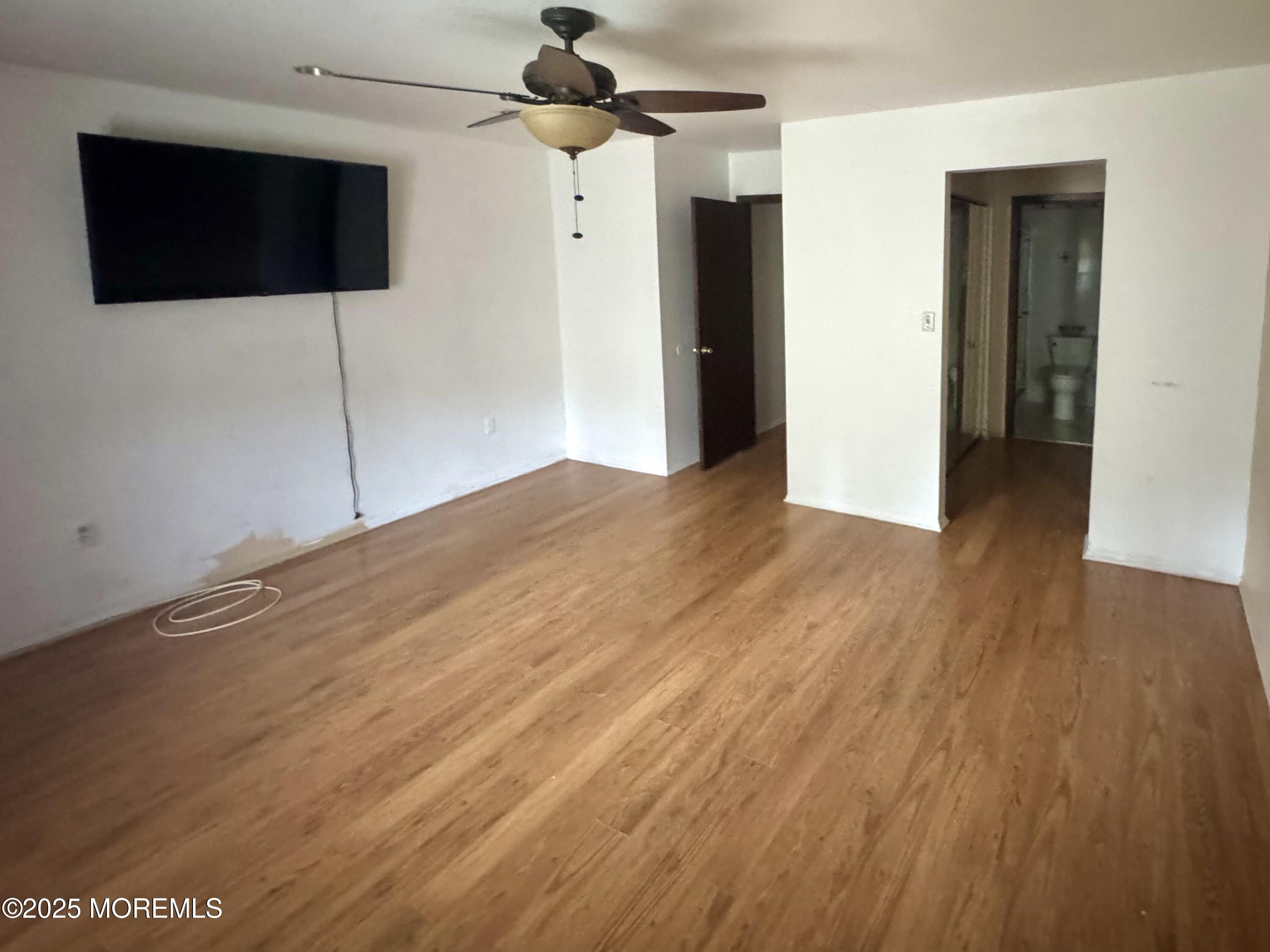 51 Malibu Court #51, Old Bridge, New Jersey image 12