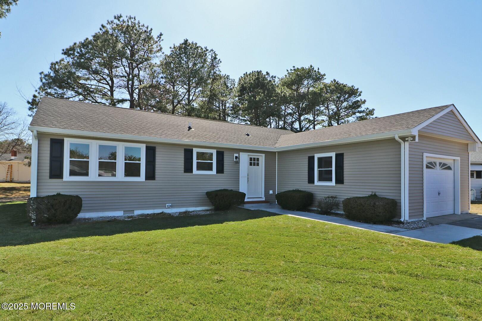 70 Buena Visa Court, Toms River, New Jersey image 3