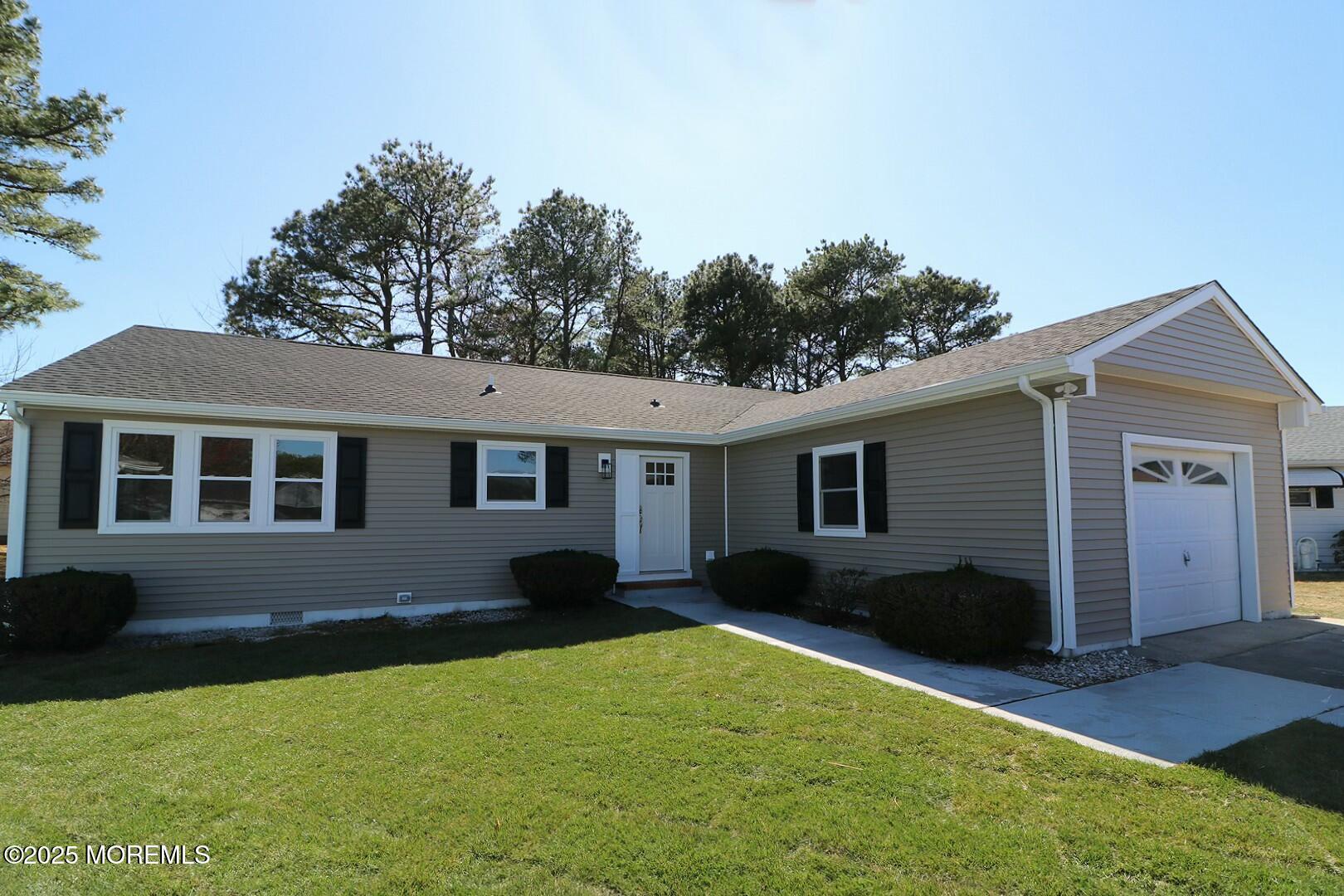 70 Buena Visa Court, Toms River, New Jersey image 1