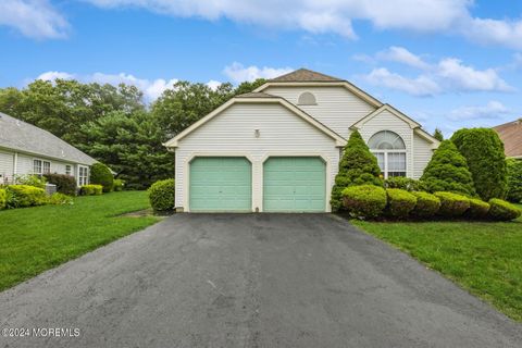 2597 Meadow Lake Drive, Toms River, NJ 08755 - MLS#: 22423191