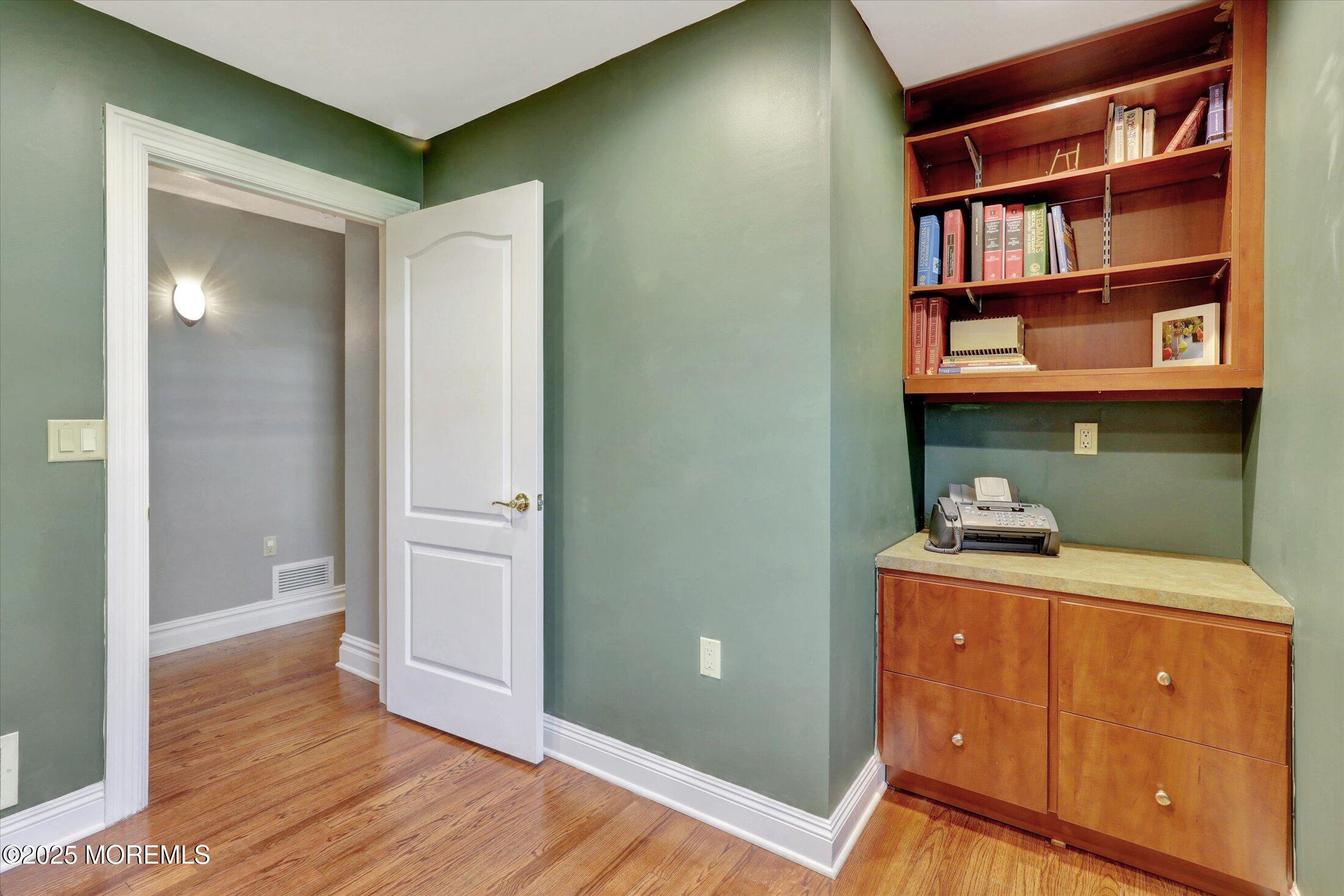 6 Tanglewood Lane, Holmdel, New Jersey image 46