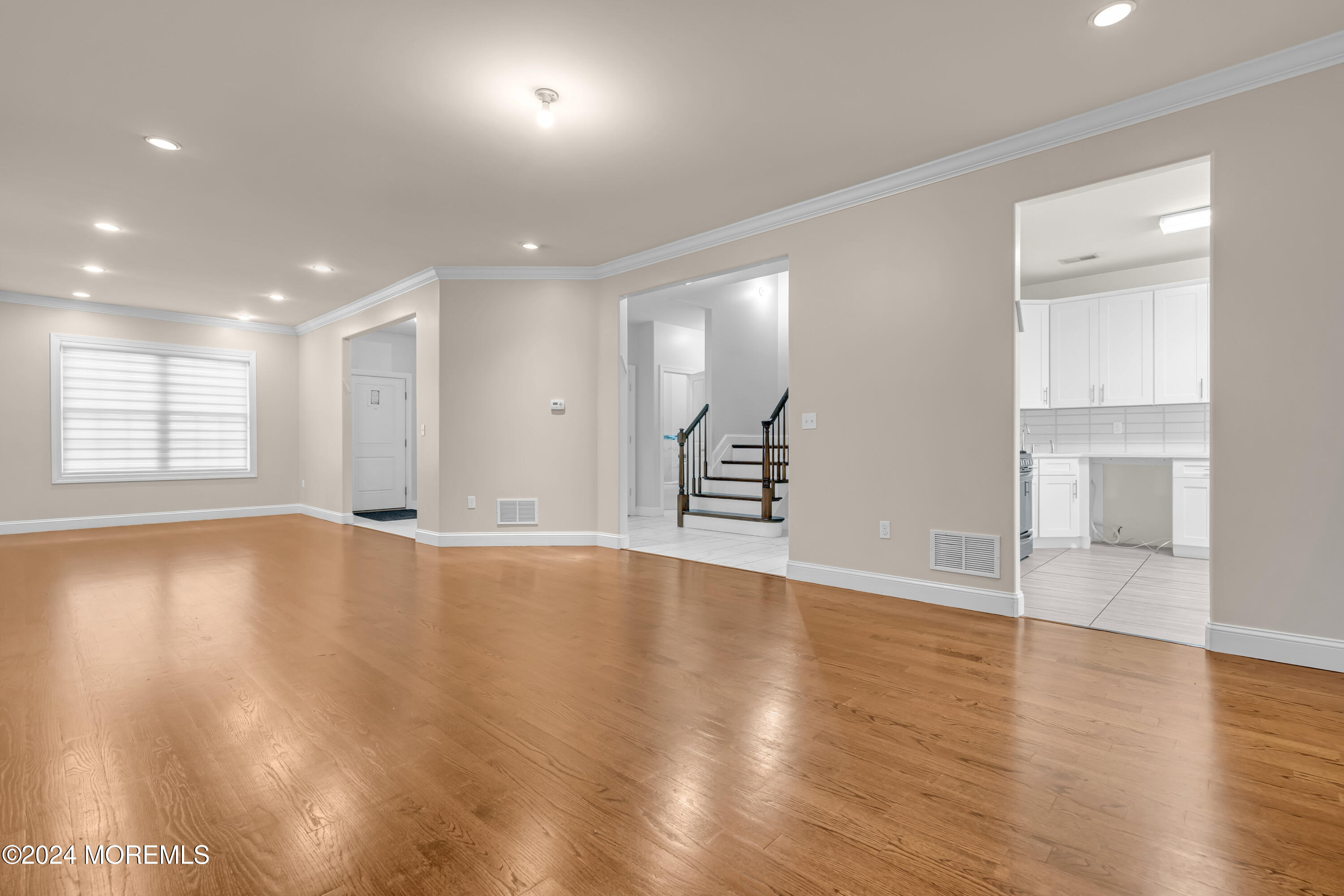 7 Granite Drive, Lakewood, New Jersey image 3