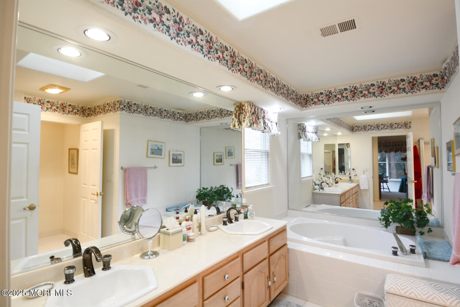 2323 Kira Court, Toms River, New Jersey image 22