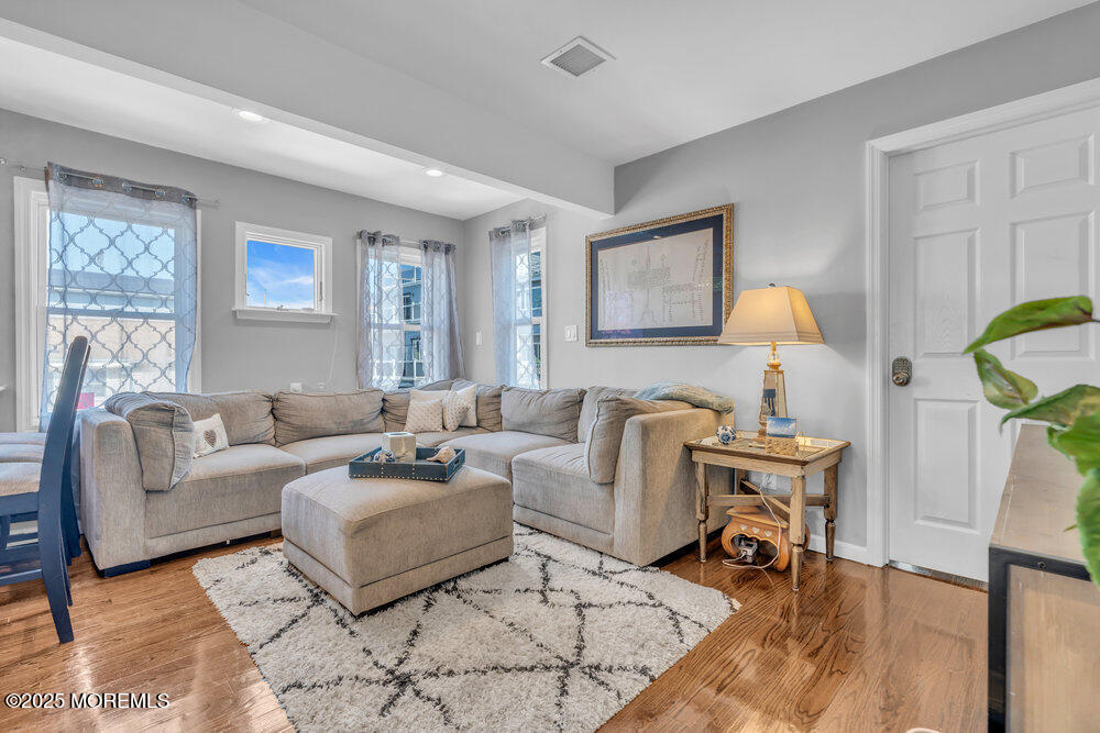 19 Gravelly Point Road, Highlands, New Jersey image 10
