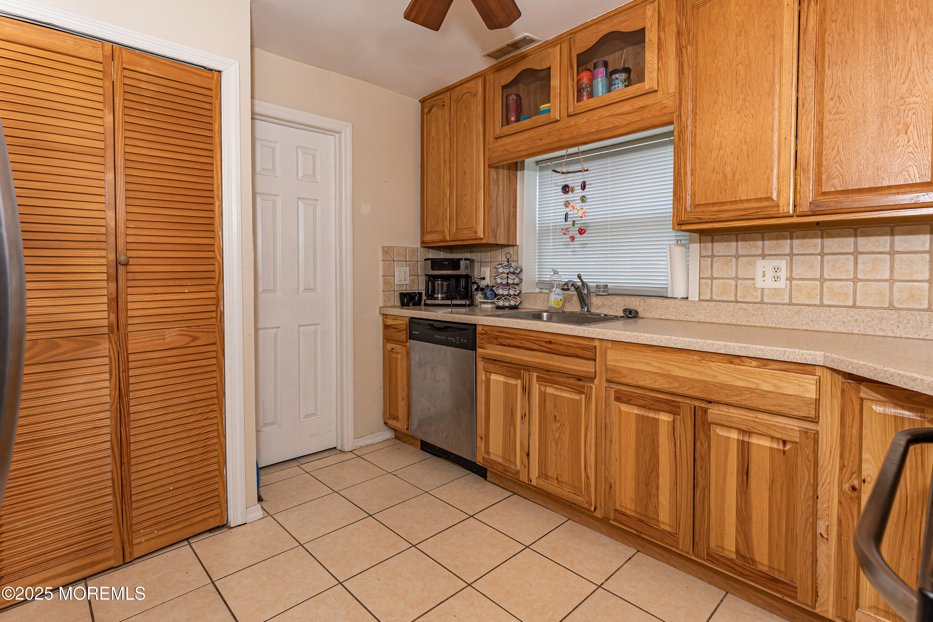 560 Lloyd Road, Toms River, New Jersey image 7