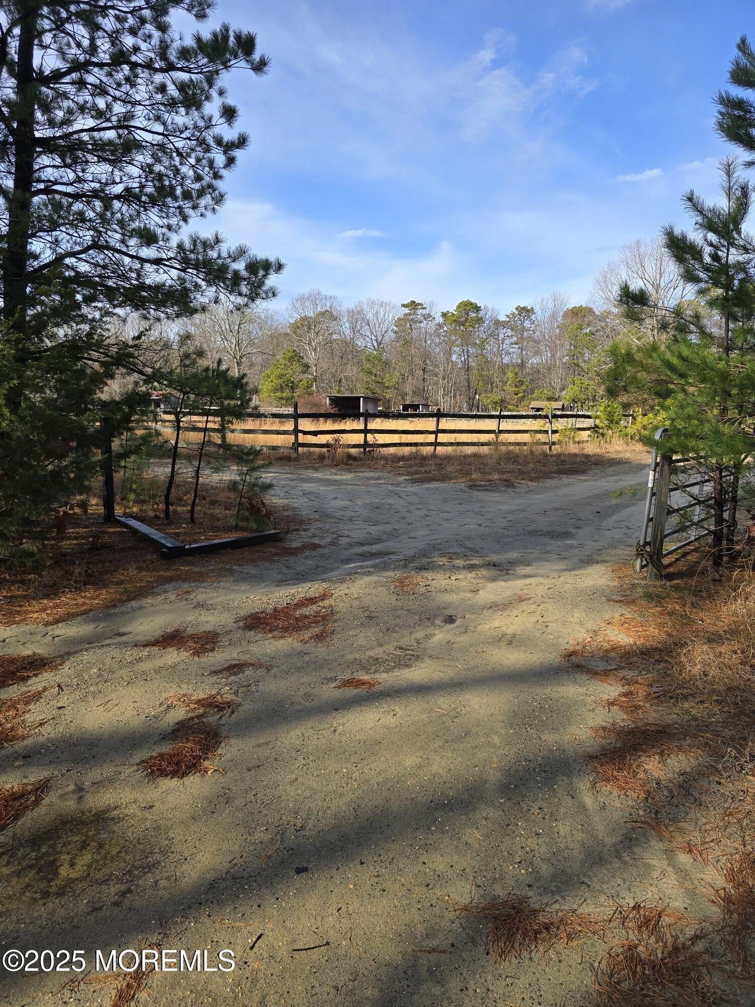 16 Hidden Pines Drive, Millstone, New Jersey image 12