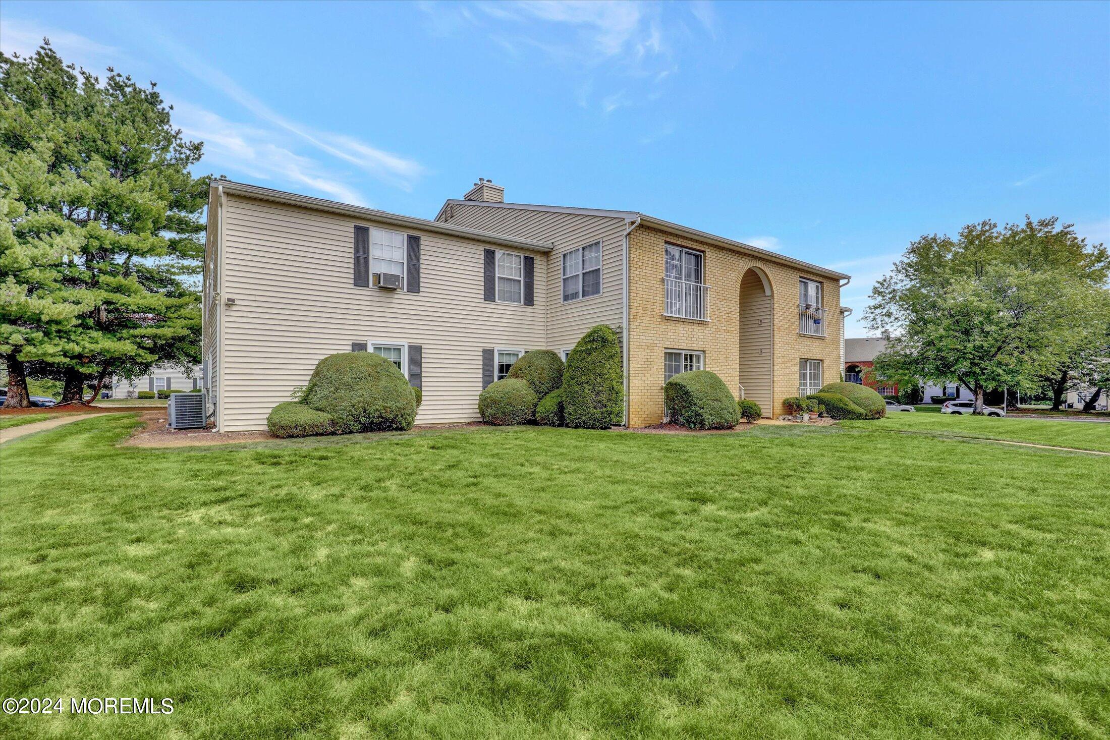 709 Zlotkin Circle #1, Freehold, New Jersey image 2