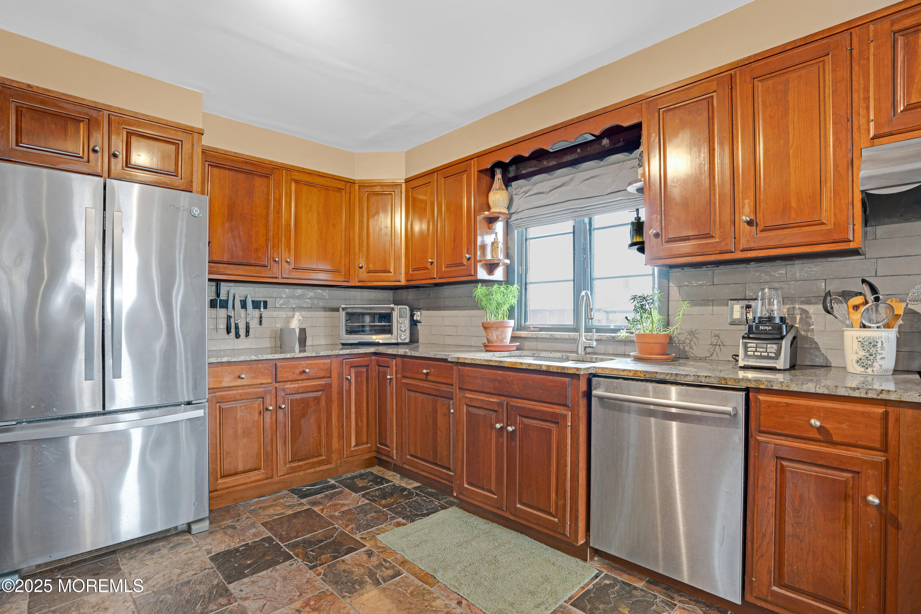 765 Harrell Avenue, Woodbridge, New Jersey image 12