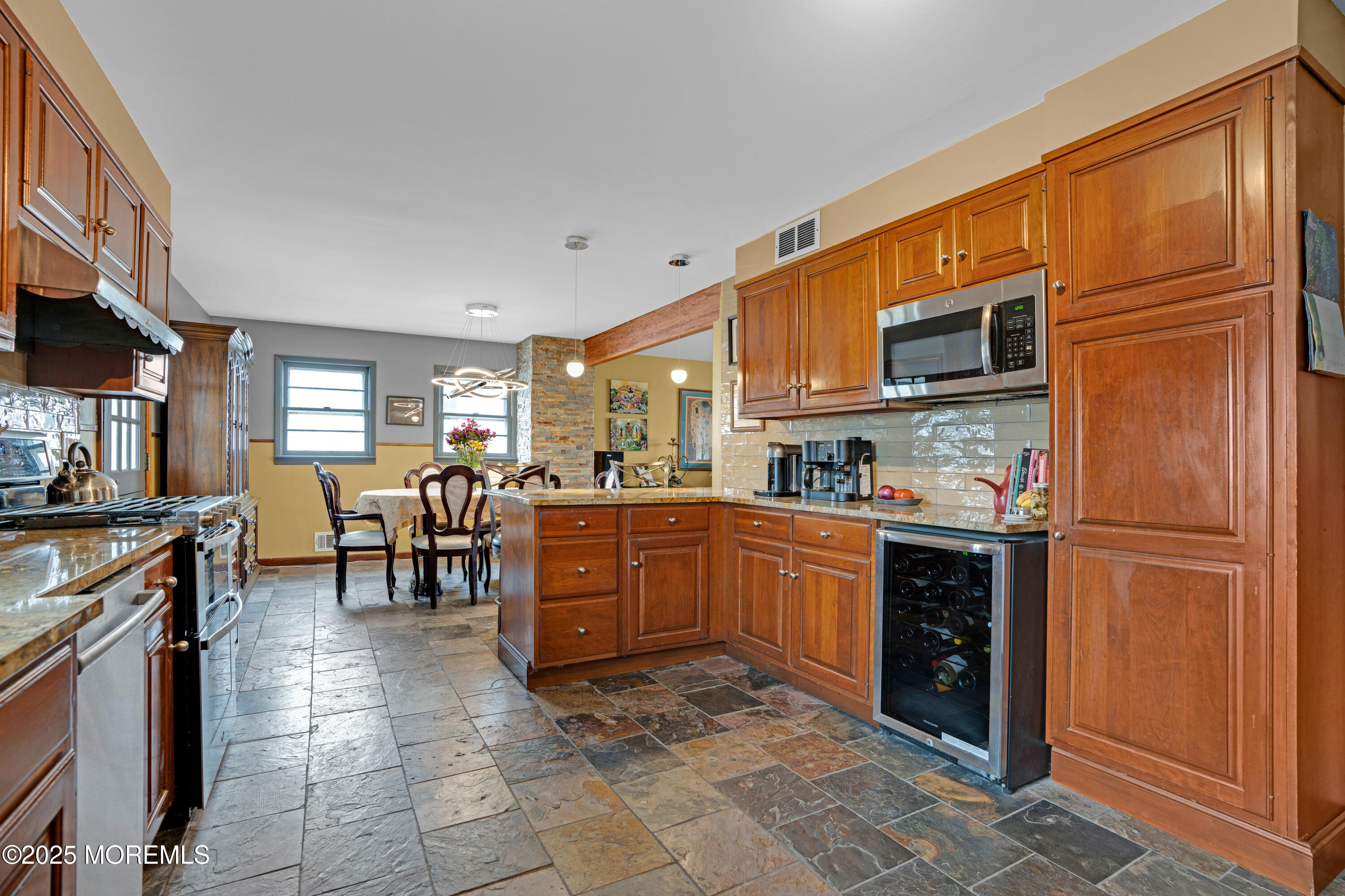765 Harrell Avenue, Woodbridge, New Jersey image 11