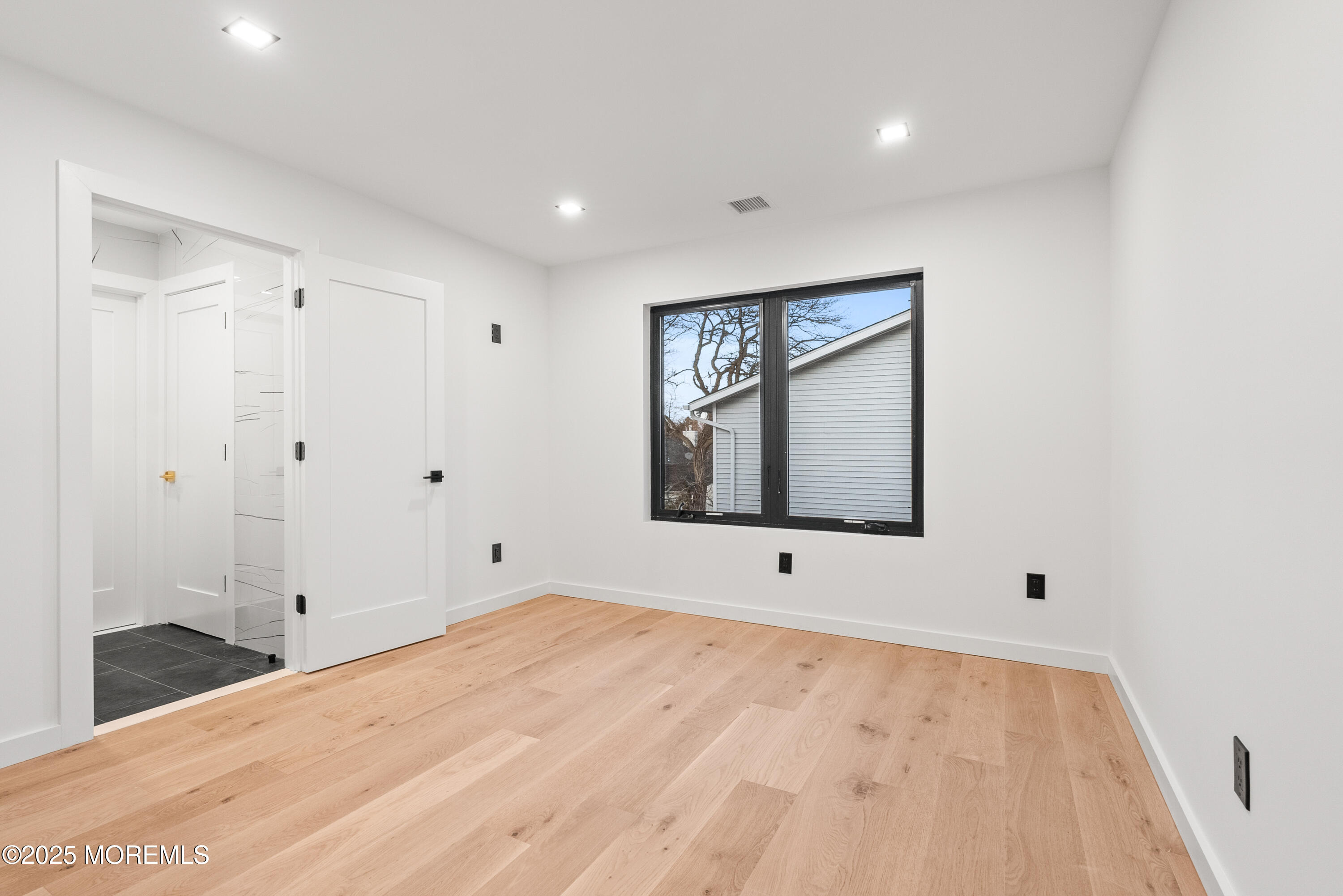 459 Harnell Avenue, Oakhurst, New Jersey image 42