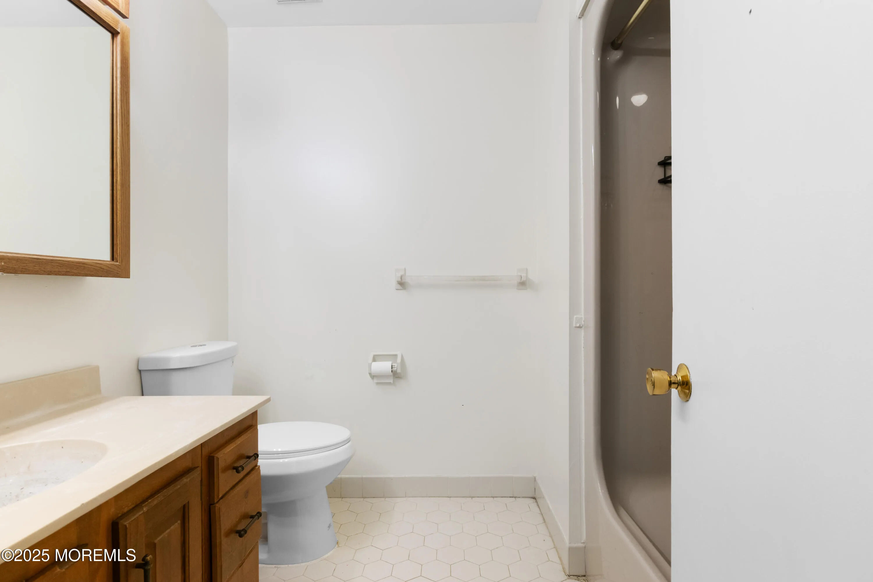 Long Branch, New Jersey 07740, United States, 2 Bedrooms Bedrooms, ,3 BathroomsBathrooms,Residential,Active,215668