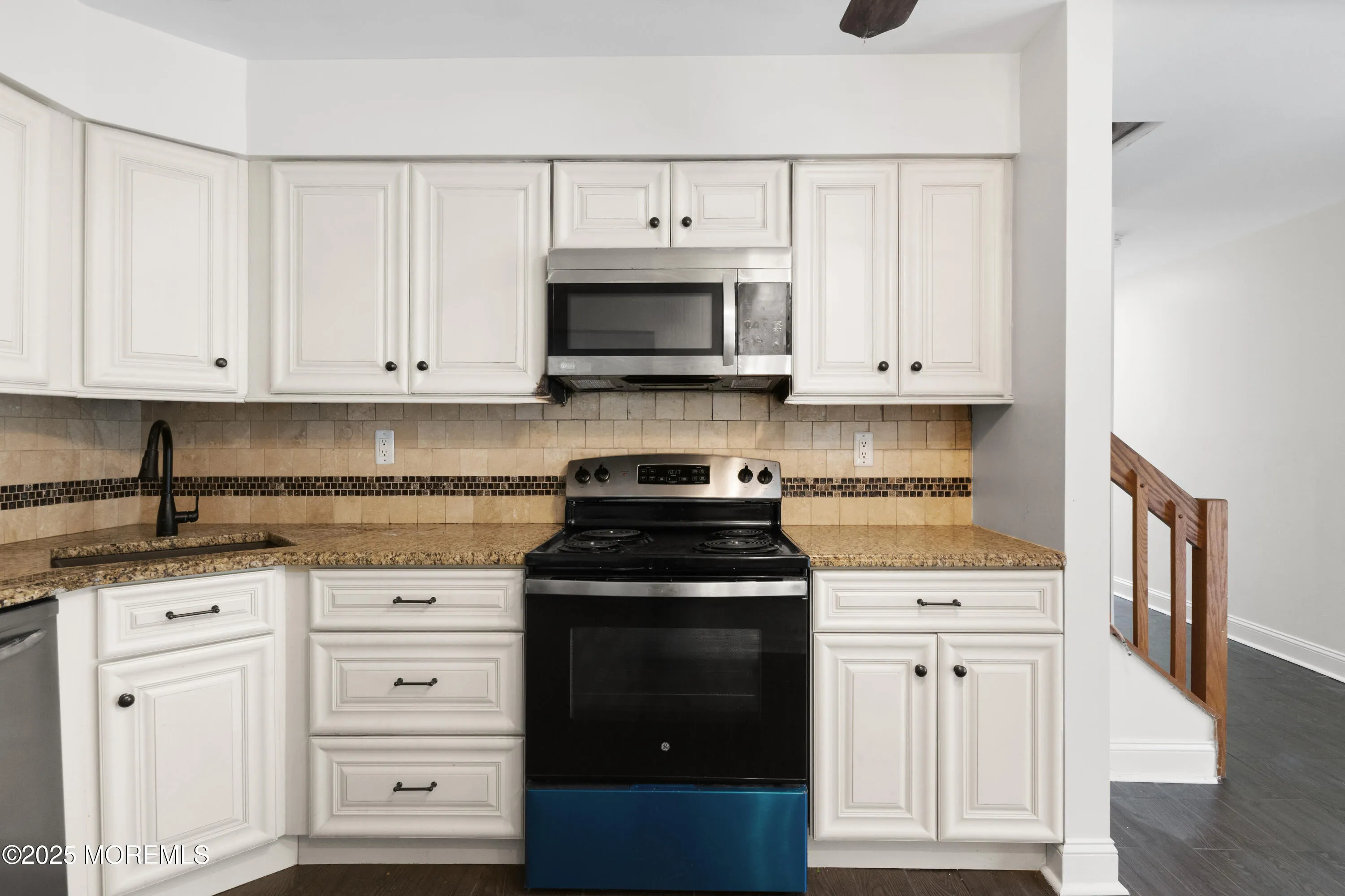 Long Branch, New Jersey 07740, United States, 2 Bedrooms Bedrooms, ,3 BathroomsBathrooms,Residential,Active,215668