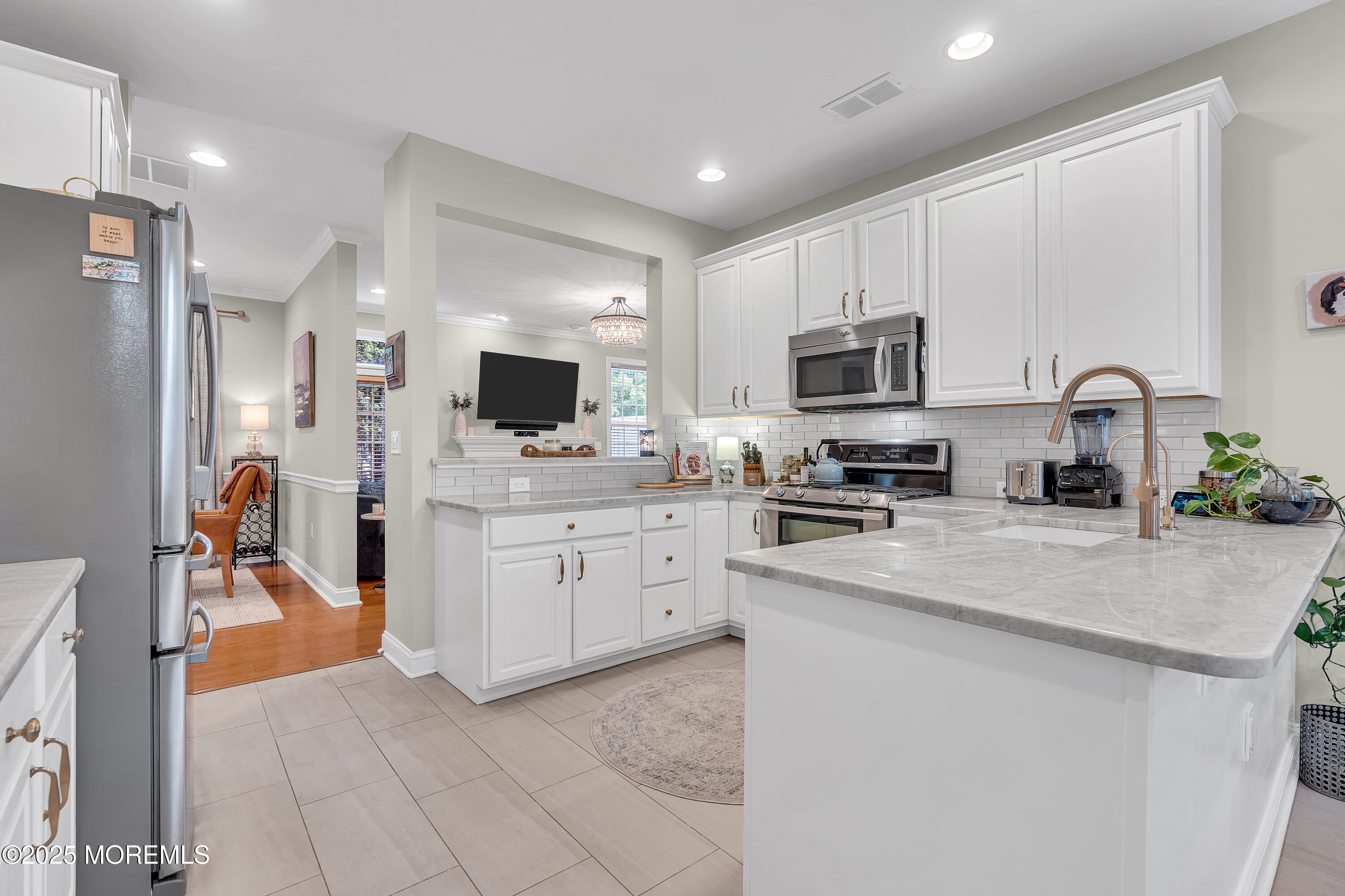 160 Shinnecock Drive, Manalapan, New Jersey image 5