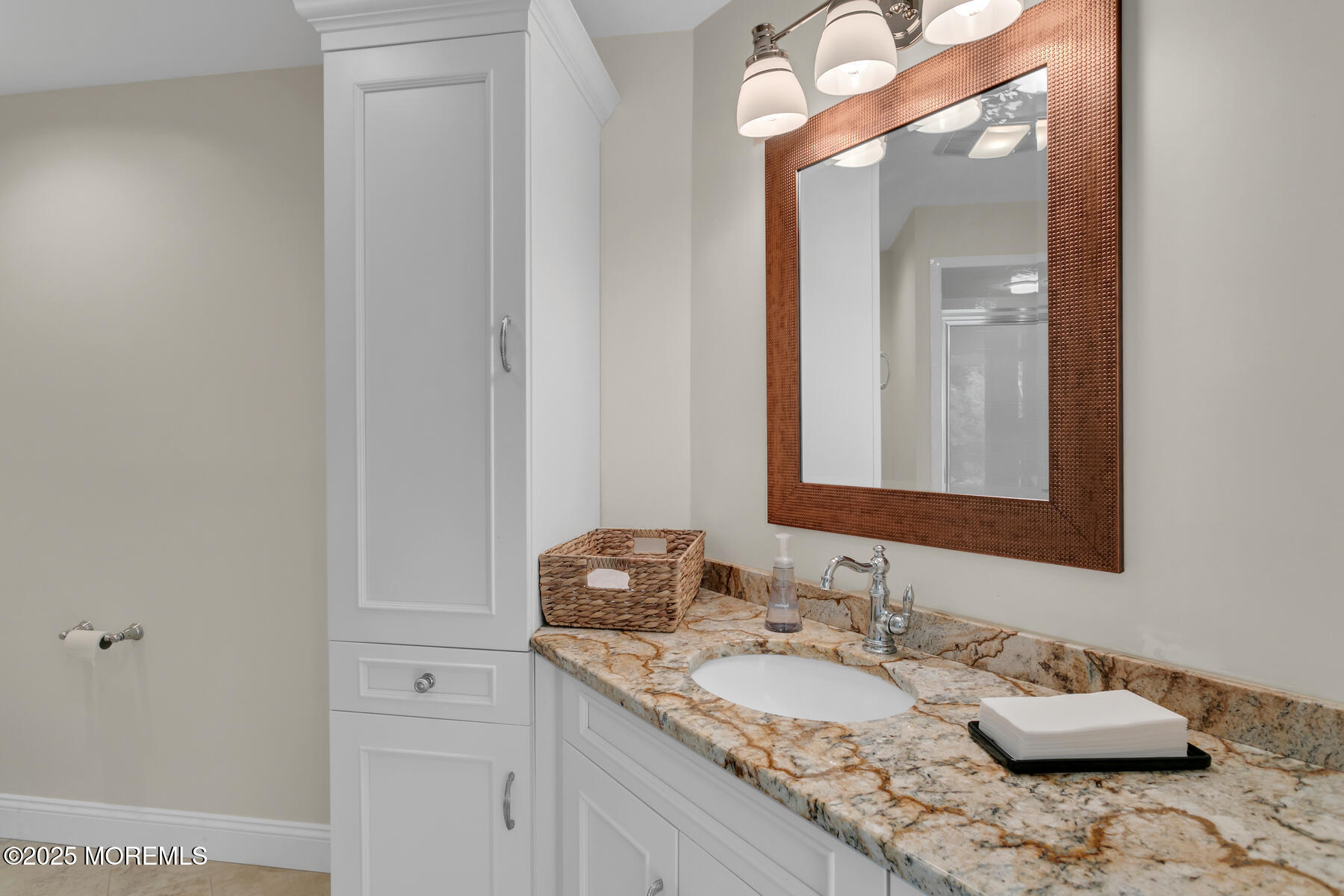 8 Woods End Road, Rumson, New Jersey image 23