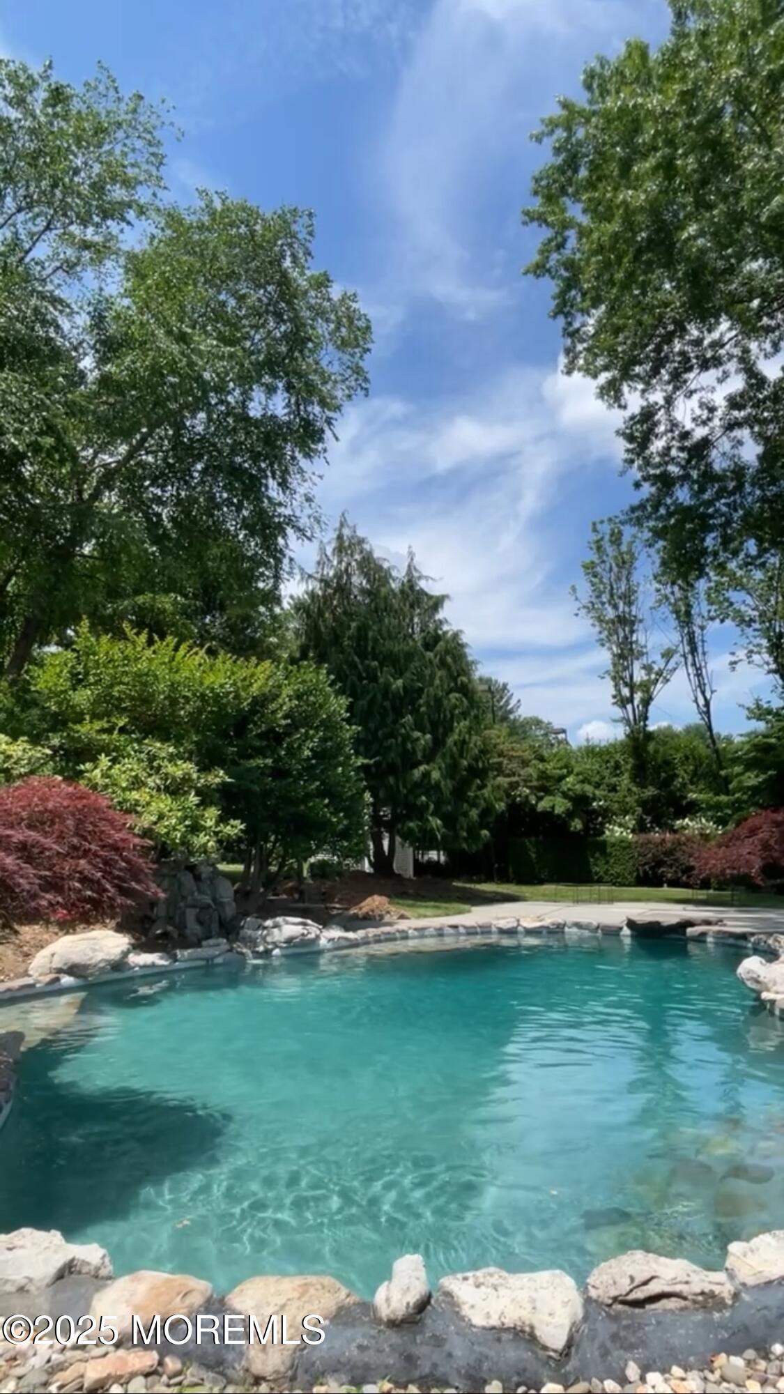 8 Woods End Road, Rumson, New Jersey image 6
