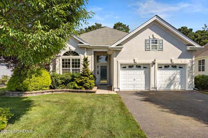 7 Masters Court Little Egg Harbor NJ 08087