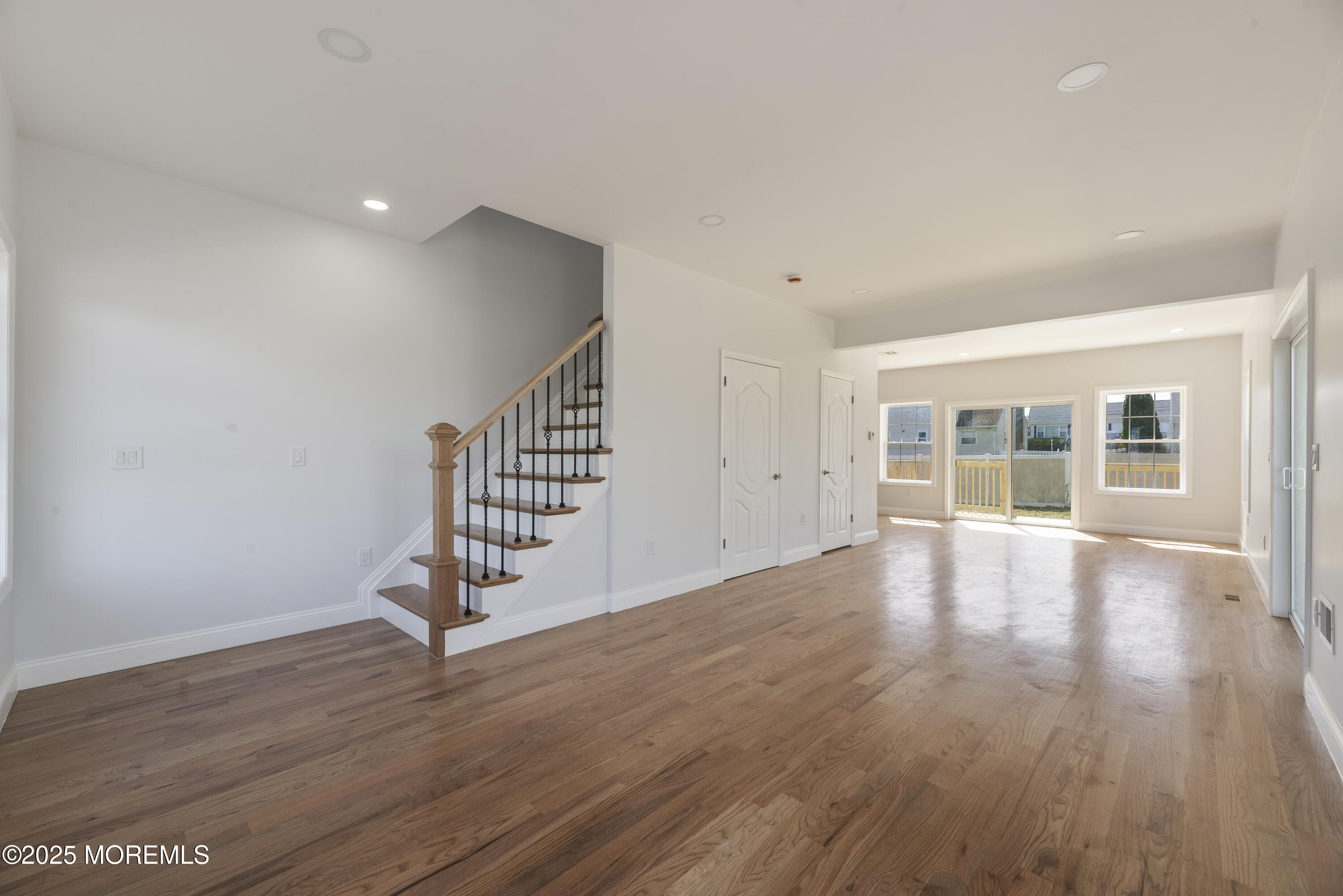 452 Raritan Boulevard, Keyport, New Jersey image 25