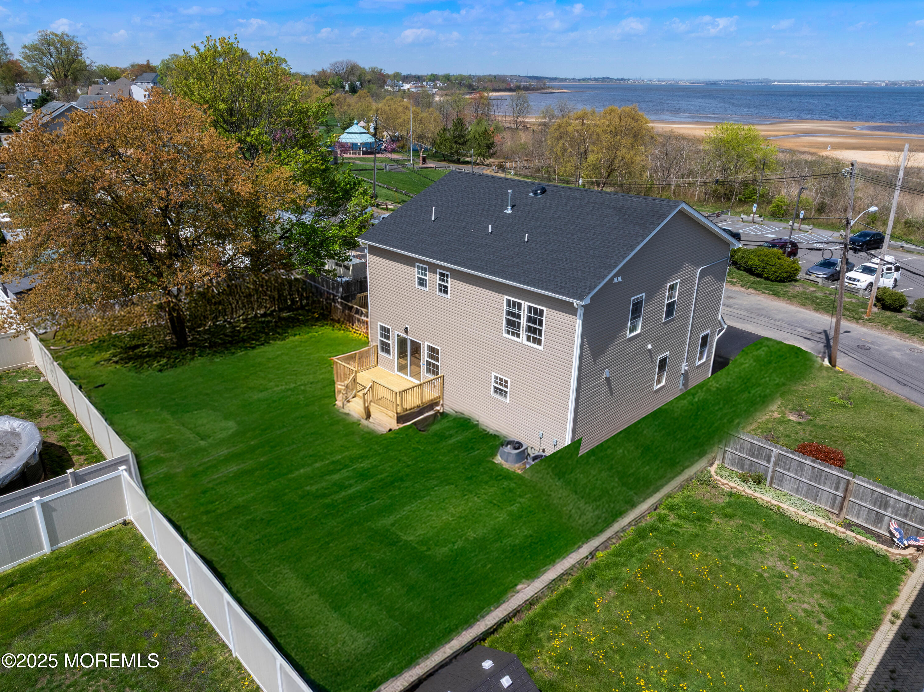 452 Raritan Boulevard, Keyport, New Jersey image 5