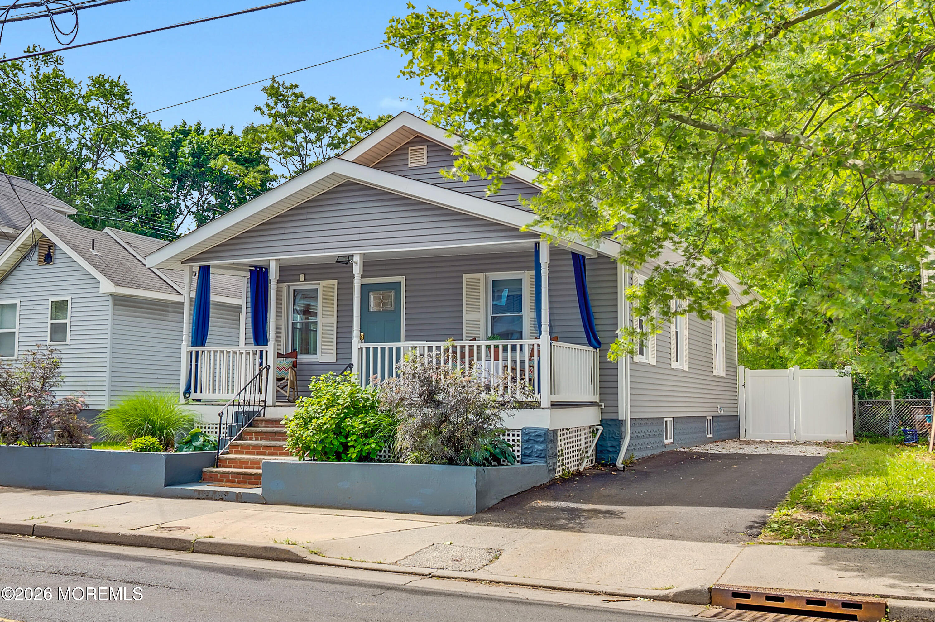 1514 Bangs Avenue