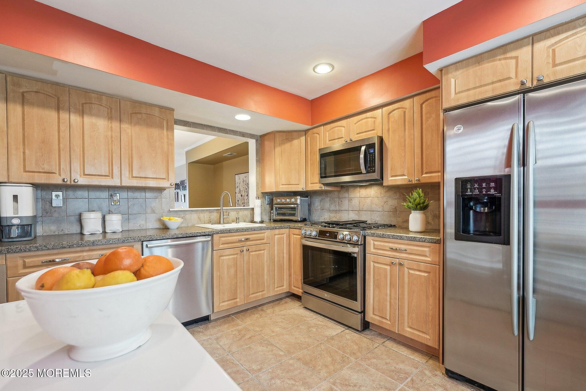 288 Harvard Place, Morganville, New Jersey image 7