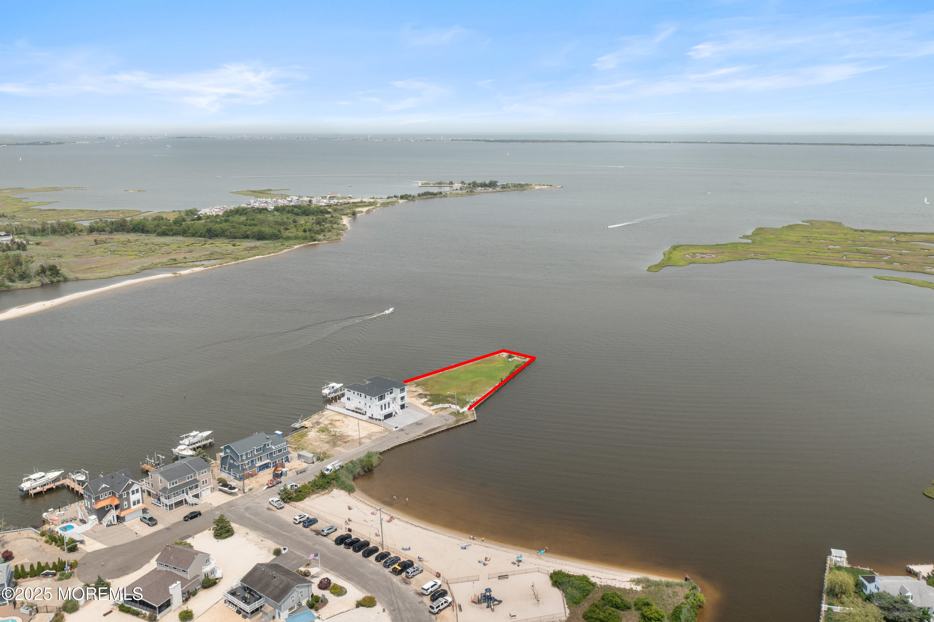 Meadowlark Drive, Lanoka Harbor, New Jersey image 5