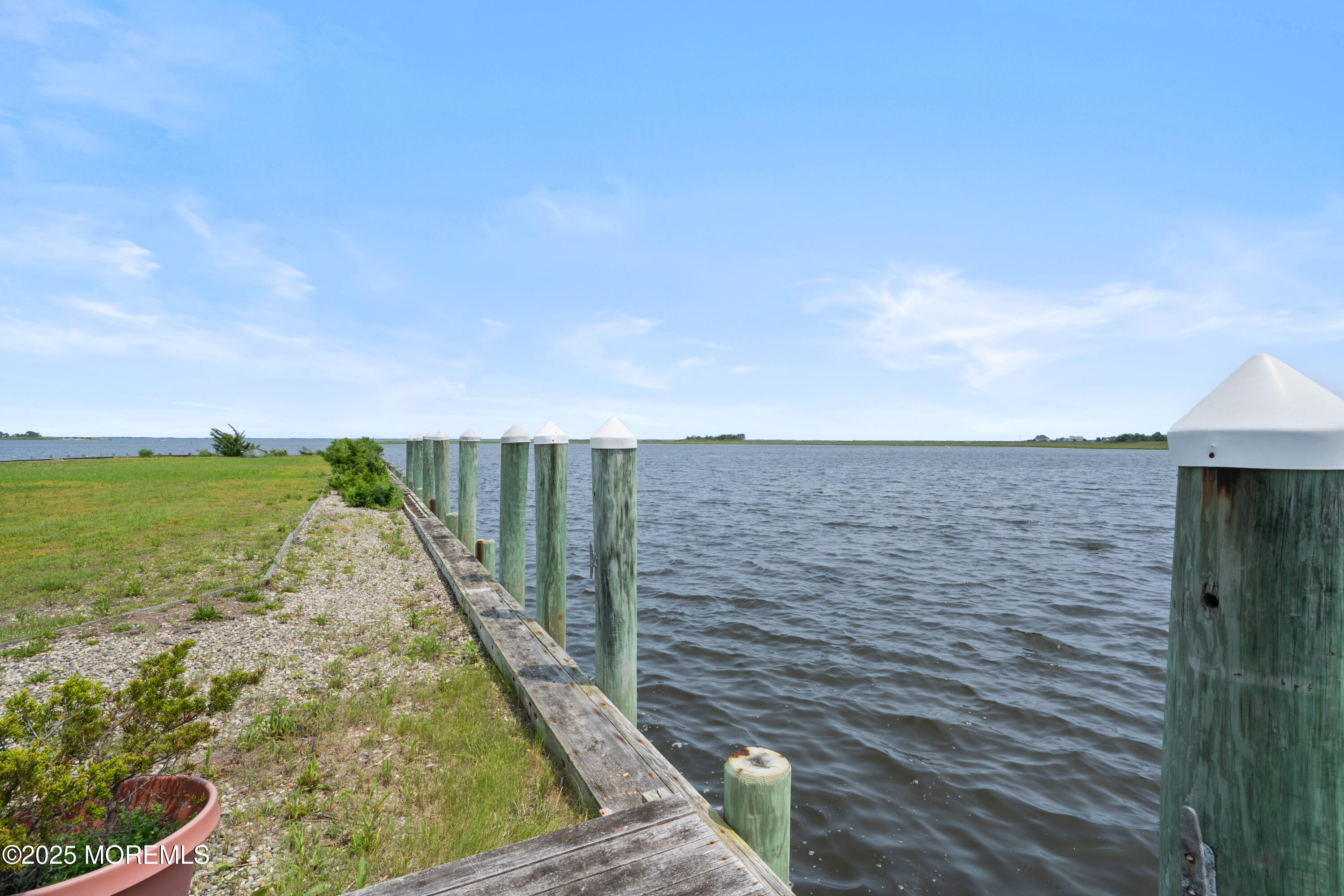 Meadowlark Drive, Lanoka Harbor, New Jersey image 17