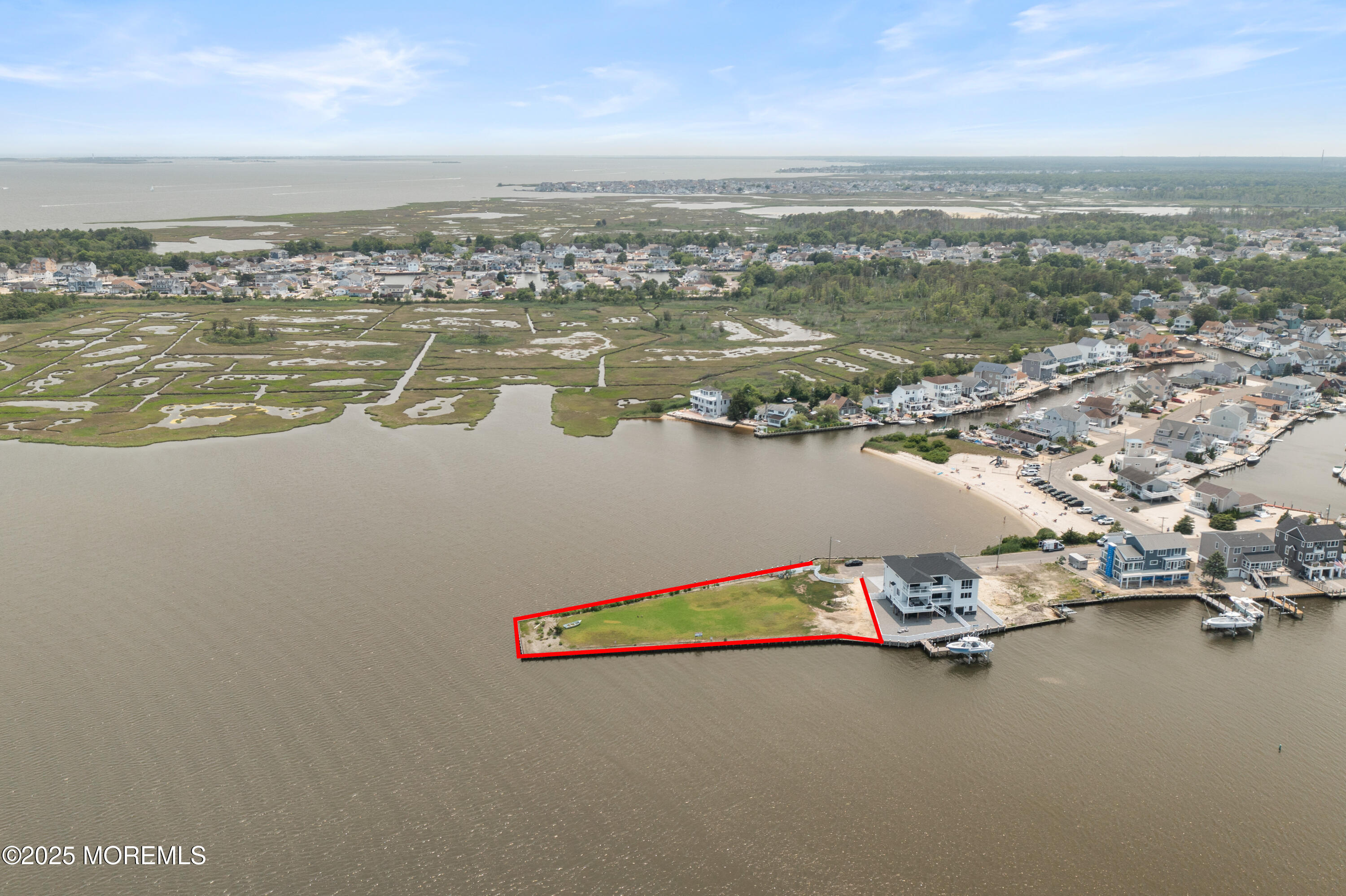 Meadowlark Drive, Lanoka Harbor, New Jersey image 3