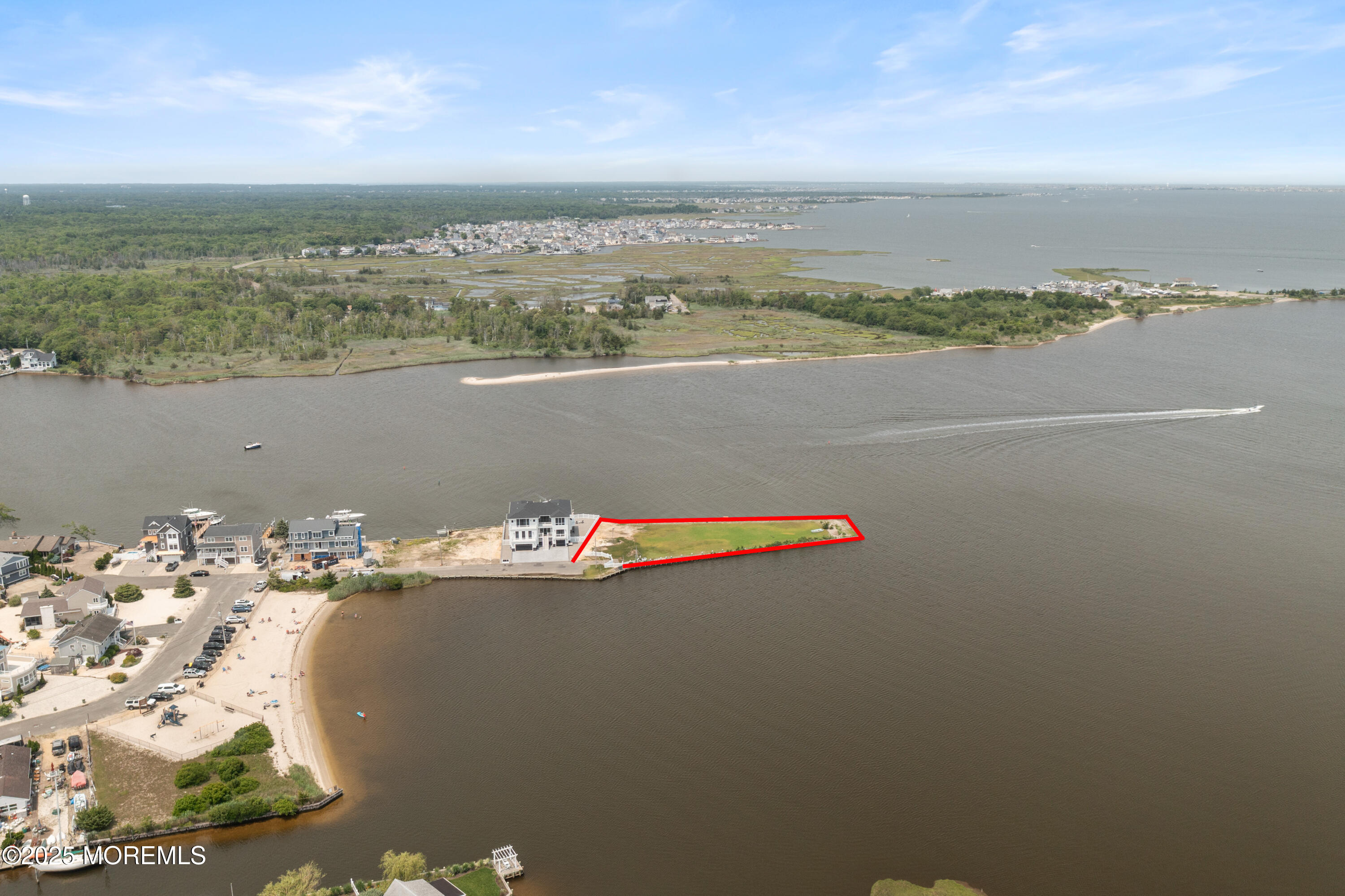 Meadowlark Drive, Lanoka Harbor, New Jersey image 6