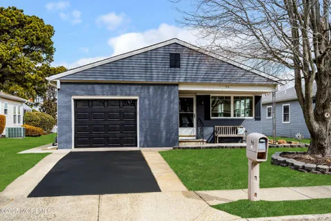 MLS: 22504619