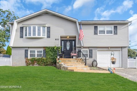 Photo of 853 Spray Avenue, Beachwood, NJ 08722 (MLS # 22530668)