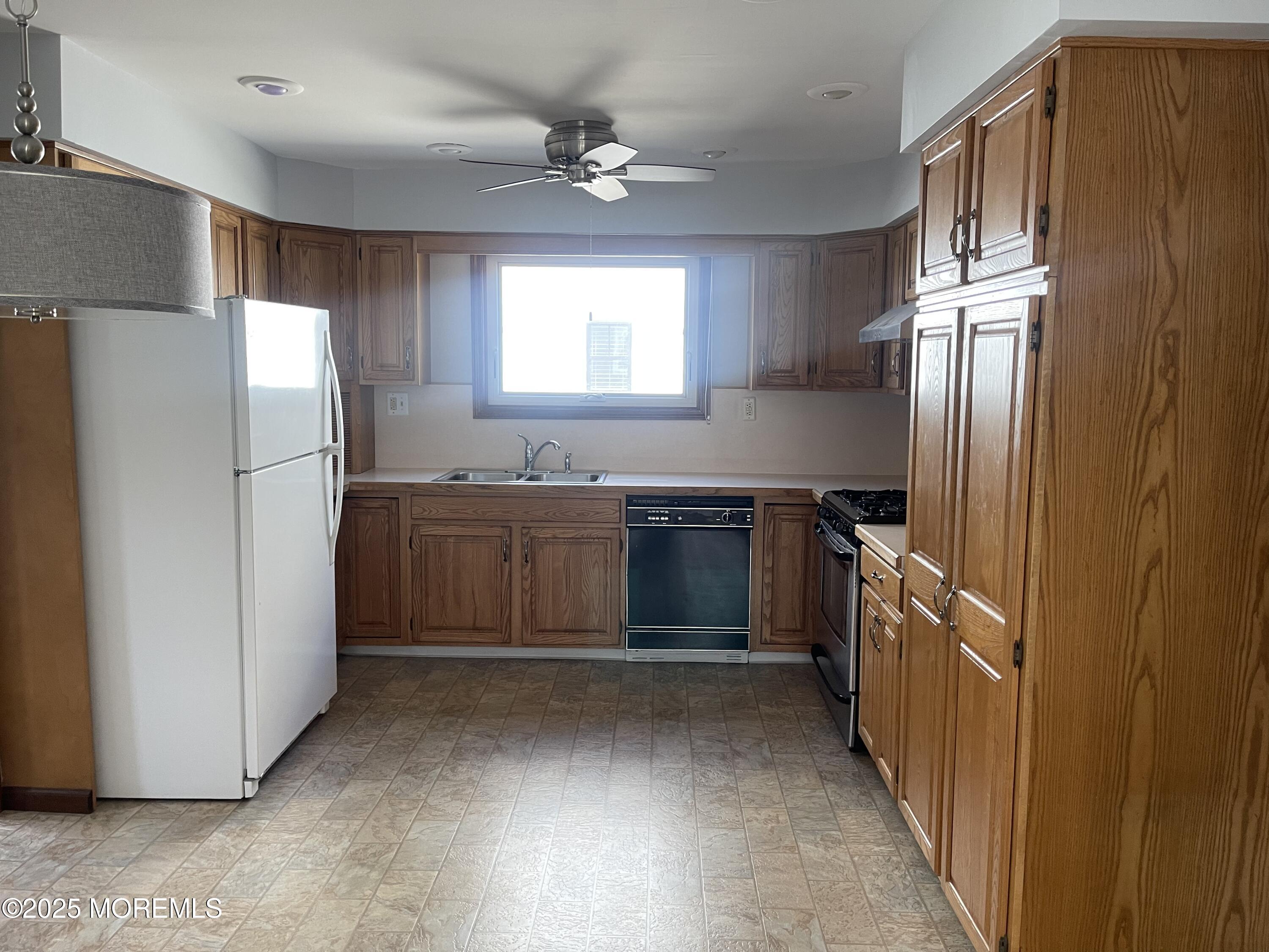 2015 5th Avenue, Spring Lake, New Jersey image 13