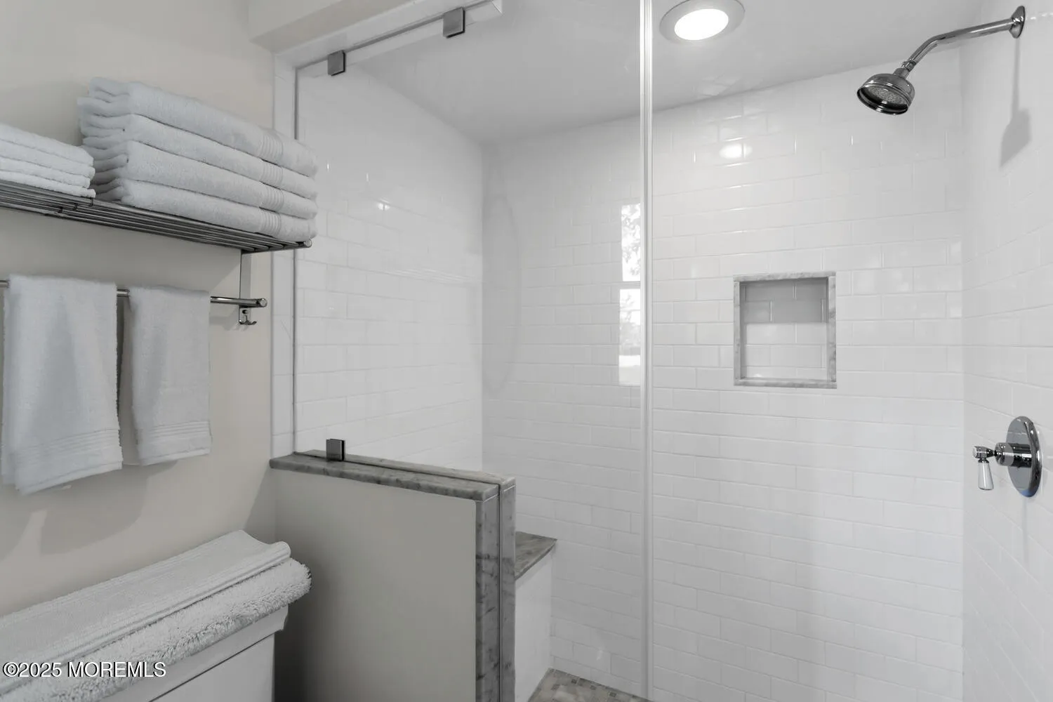 Rumson, New Jersey 07760, United States, 4 Bedrooms Bedrooms, ,2 BathroomsBathrooms,Residential,Active,184136