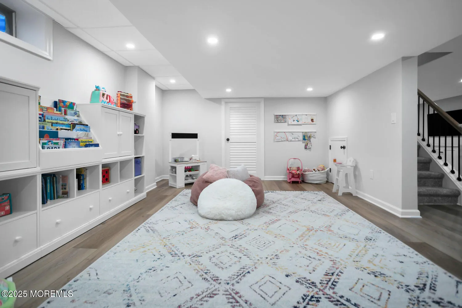 Middletown, New Jersey 07748, United States, 5 Bedrooms Bedrooms, ,4 BathroomsBathrooms,Residential,Pending,102529