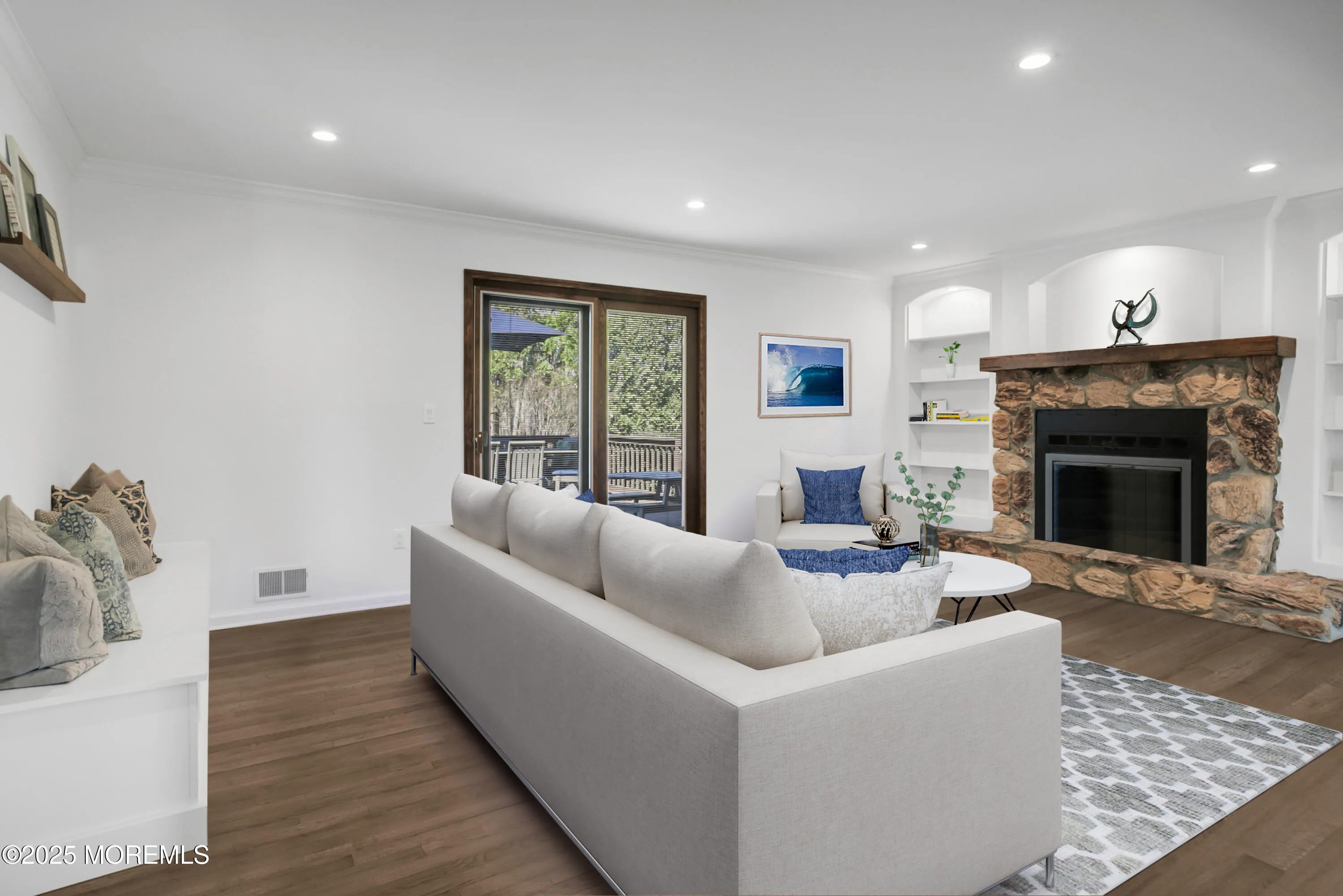 Middletown, New Jersey 07748, United States, 5 Bedrooms Bedrooms, ,4 BathroomsBathrooms,Residential,Pending,102529