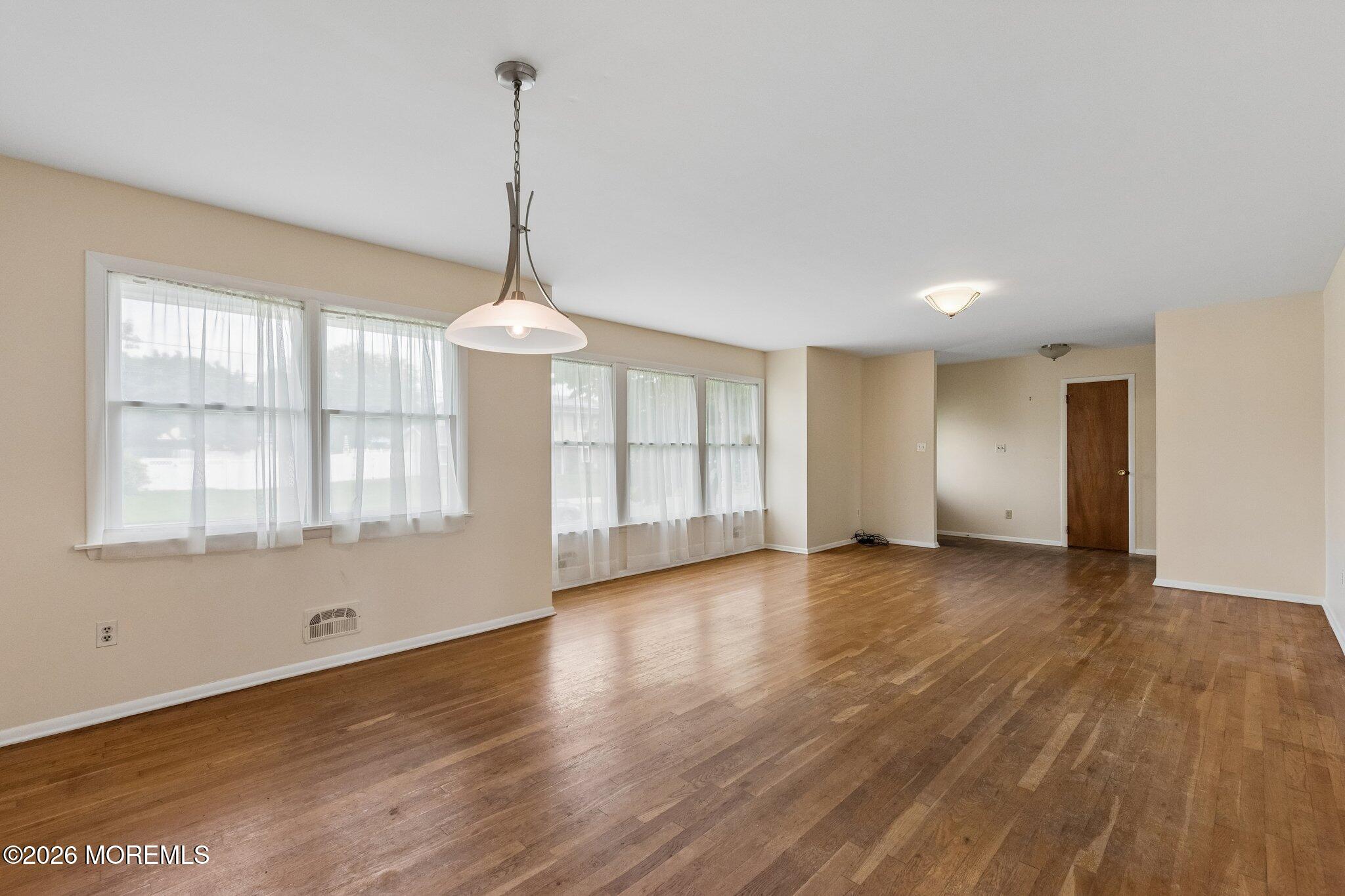 27 Springhill Drive