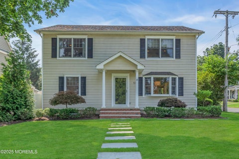 Homes For Rent - 57 W River Road<br/> Rumson, NJ 07760