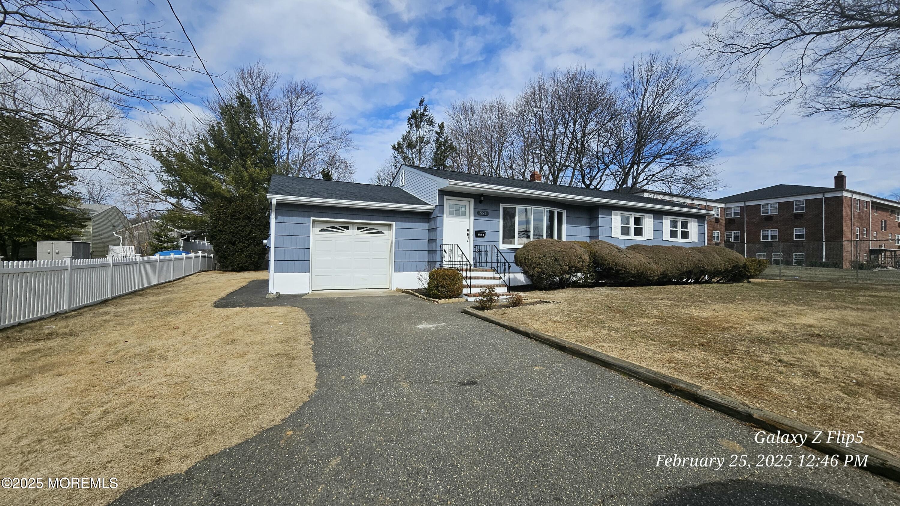 551 Park Avenue, Freehold, New Jersey image 30
