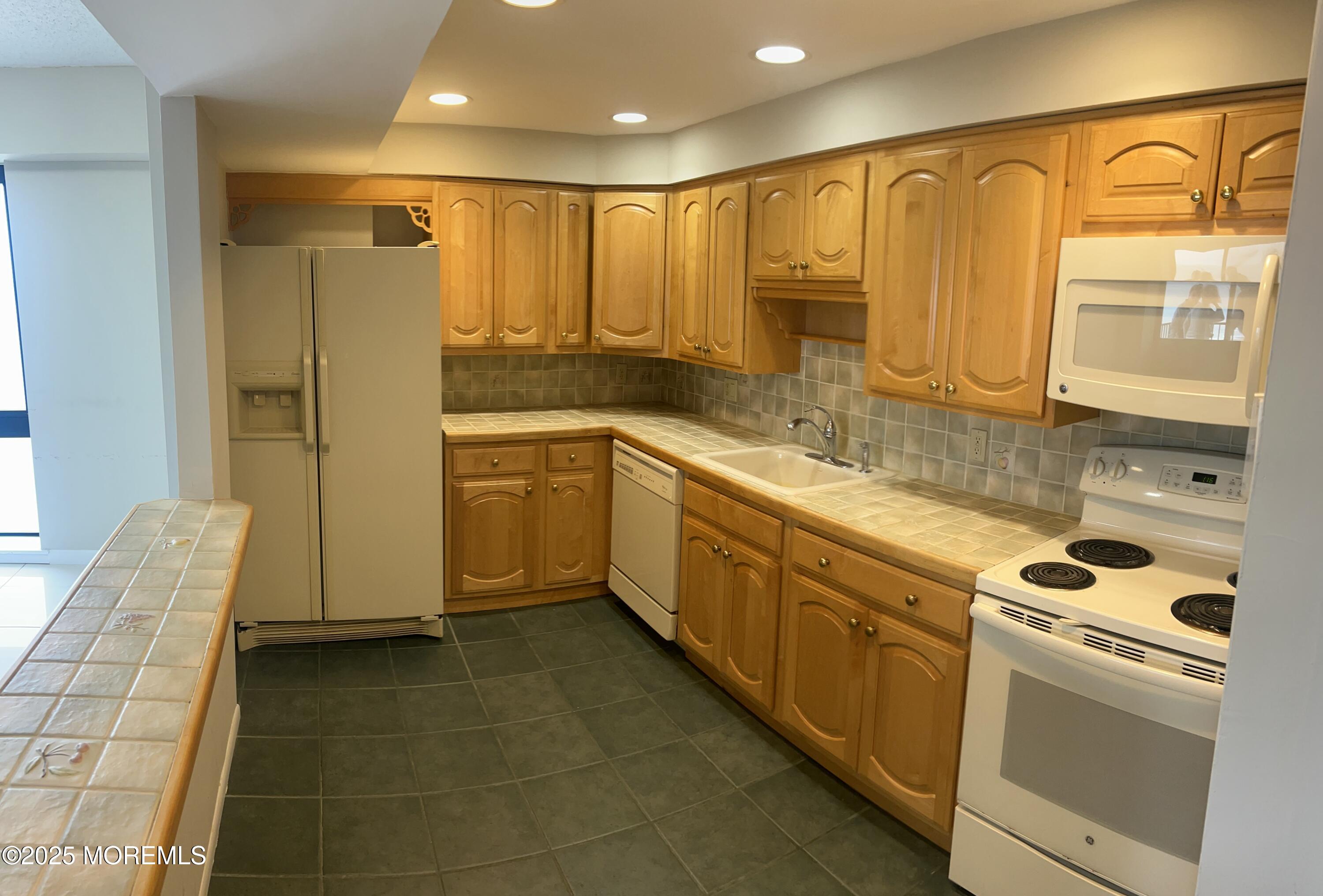 45 Ocean Avenue 8D