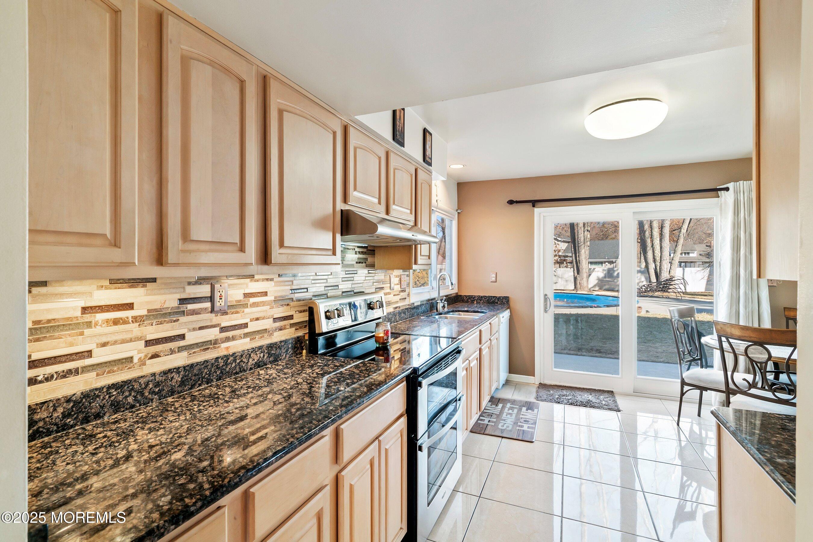 35 Tilton Drive, Freehold, New Jersey image 20
